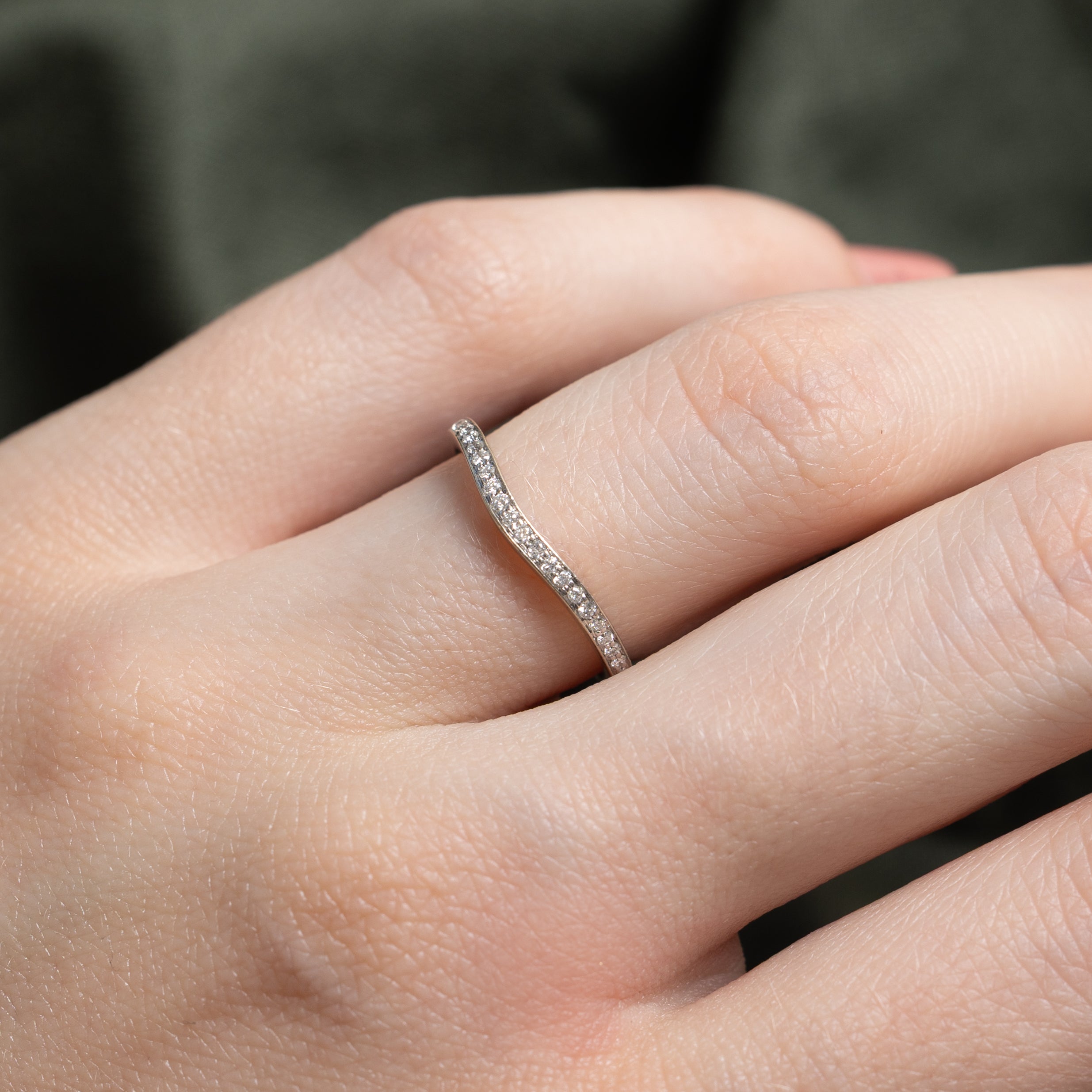 Semi Eternity Diamond Contour Ring | 0.10ctw | SZ 4.75