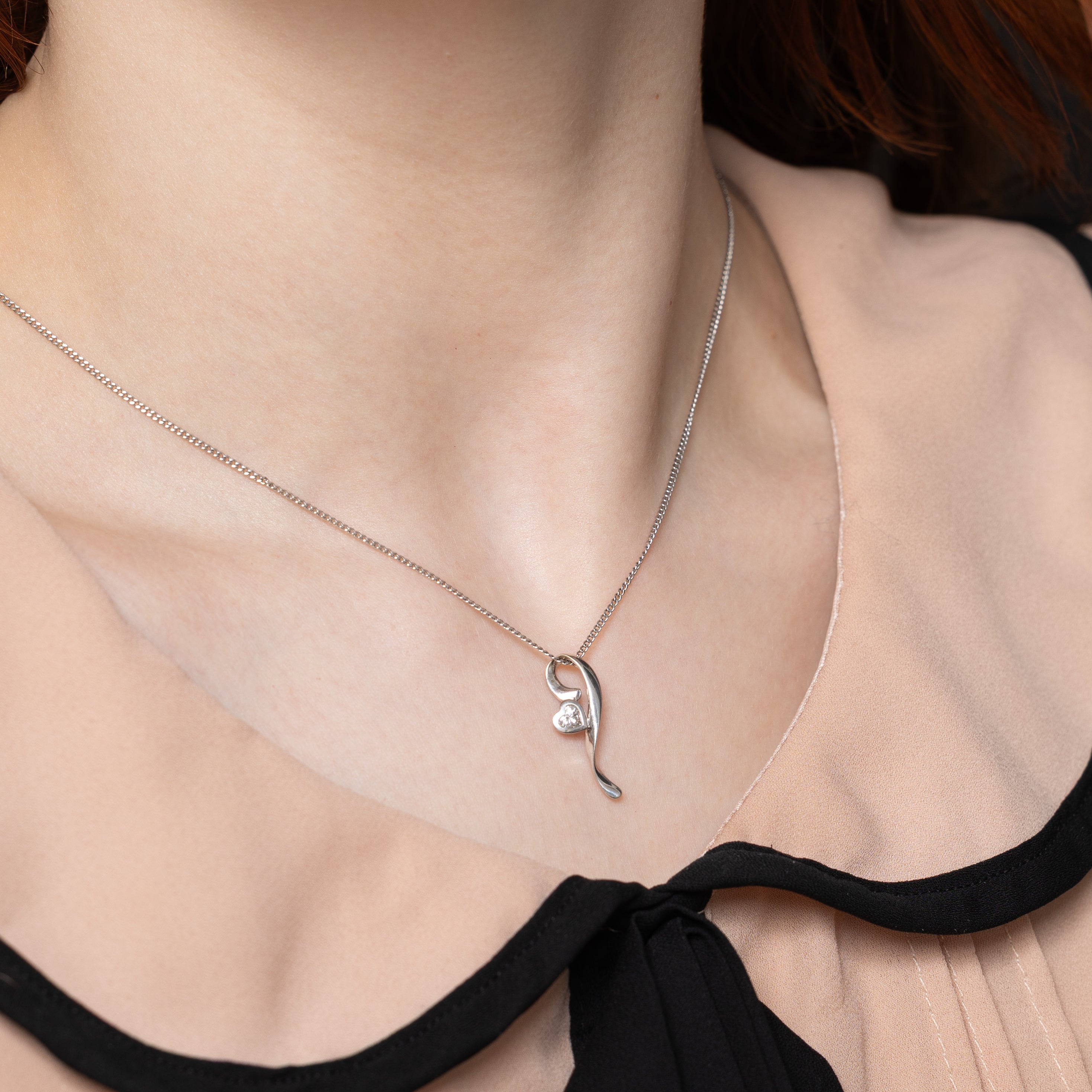 Diamond Heart Swirl Pendant | 0.17ct
