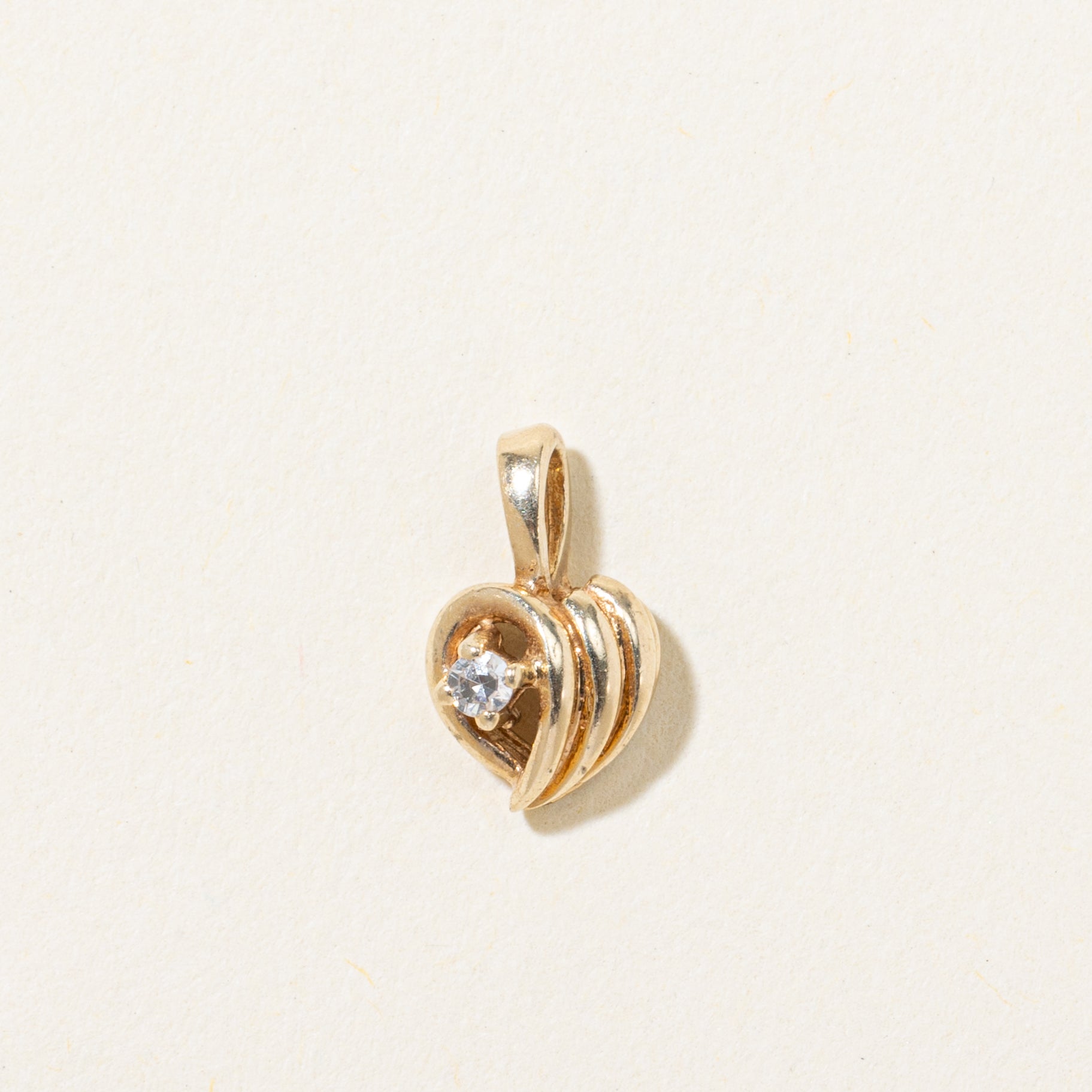 Single Diamond Grooved Heart Pendant | 0.03ct
