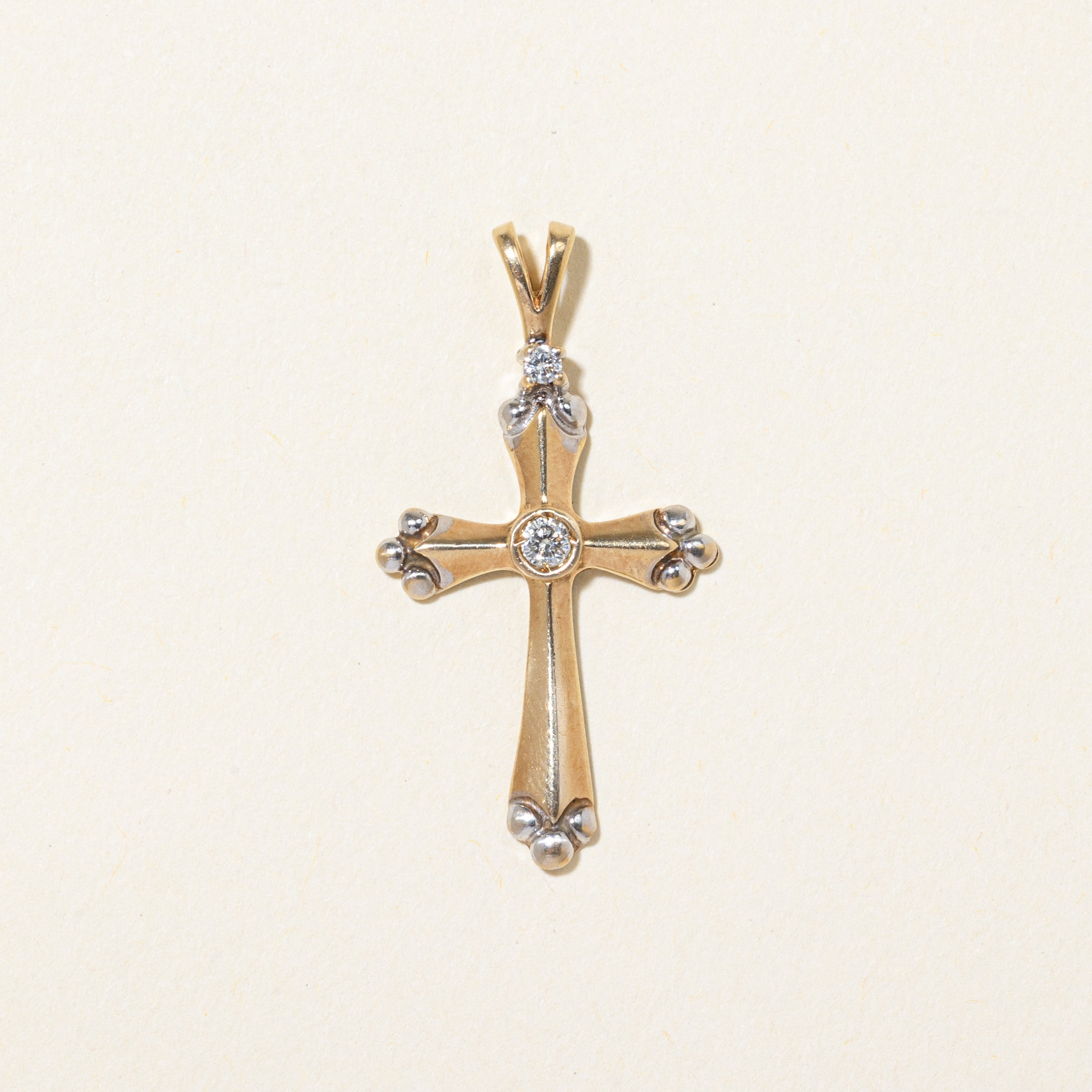 Diamond Cross Pendant | 0.06ctw