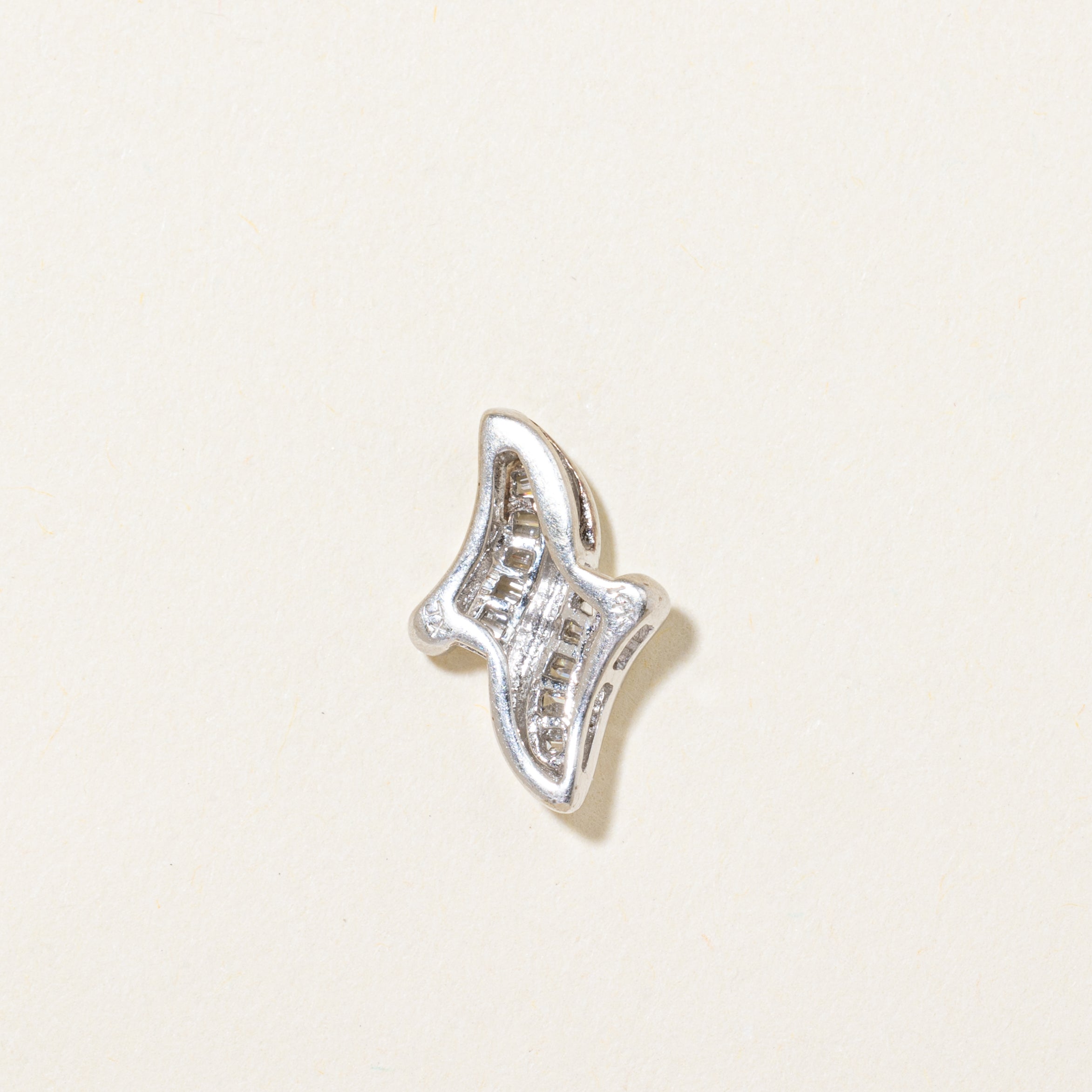 Baguette Diamond Swirl Pendant | 0.23ctw