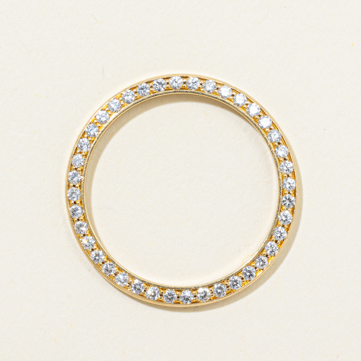 18k Eternity Diamond Circle Pendant | 0.52ctw