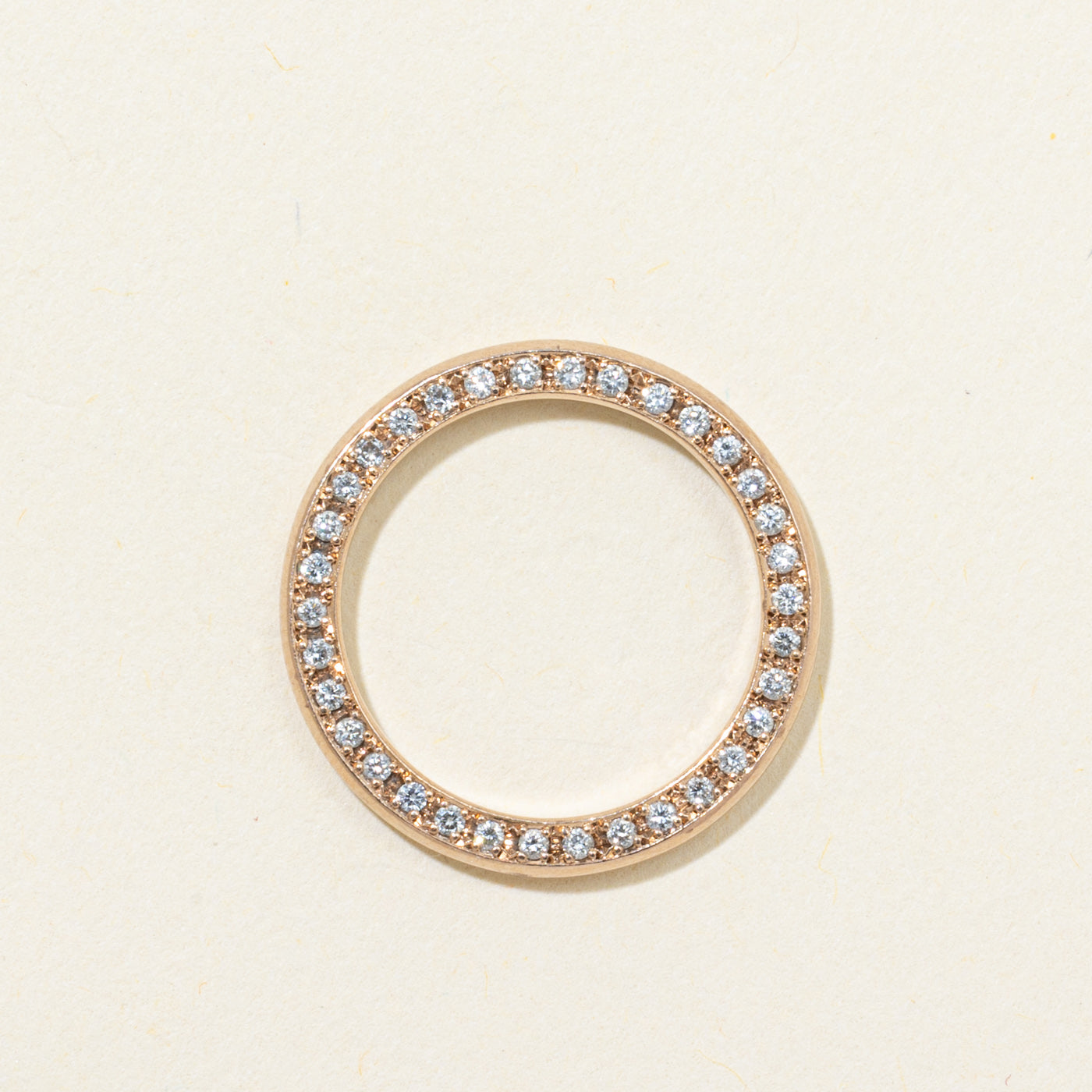18k Eternity Diamond Circle Pendant | 0.42ctw