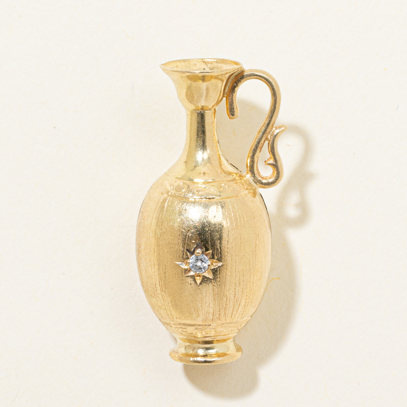 18k Star Set Diamond Lekythos Vase Pendant | 0.03ct
