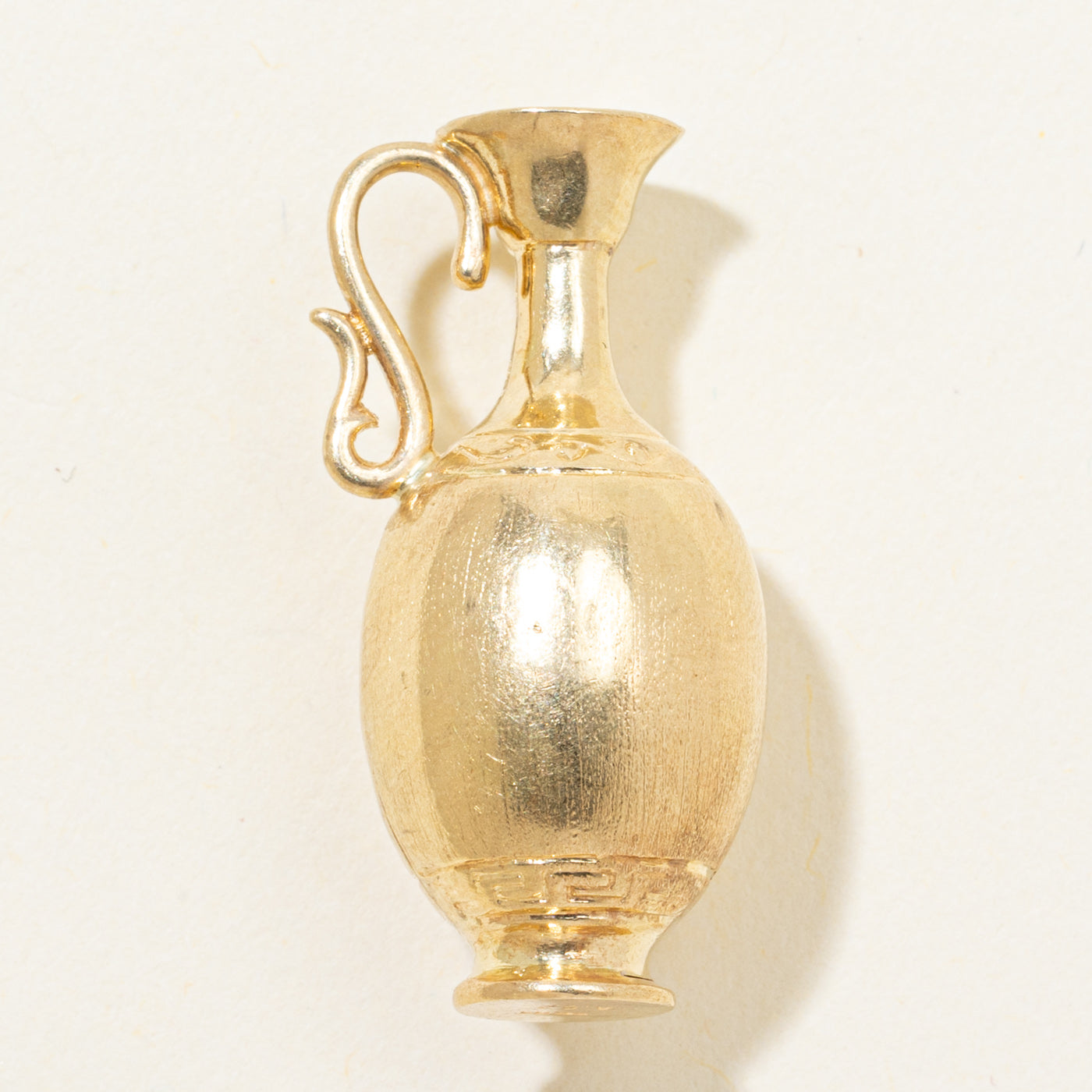 18k Star Set Diamond Lekythos Vase Pendant | 0.03ct