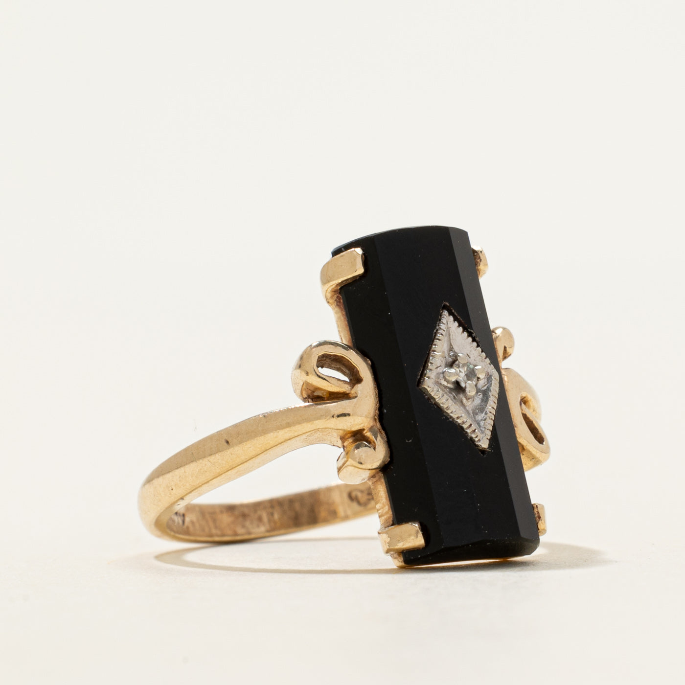 Onyx & Diamond Column Ring | 2.97ct, 0.005ct | SZ 6