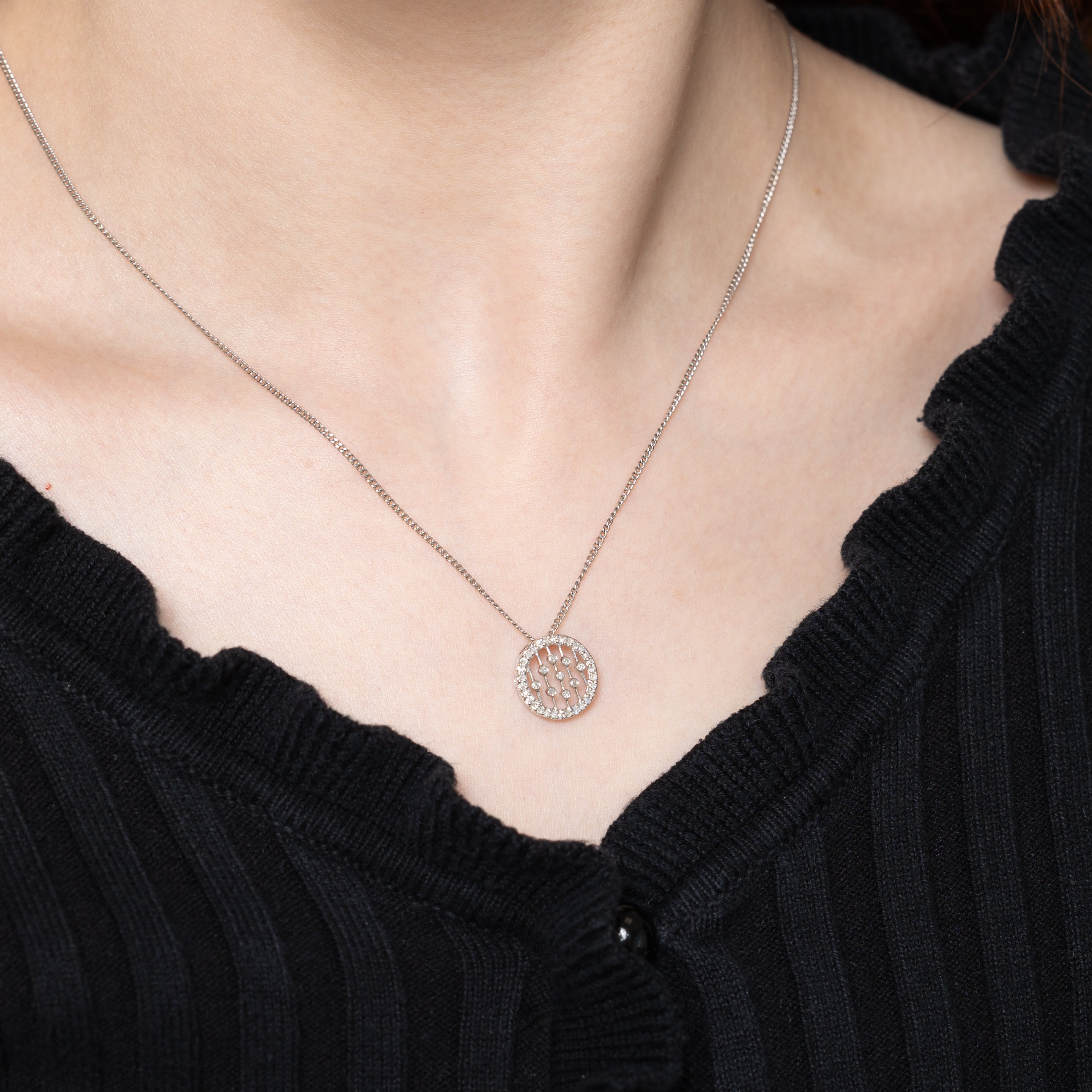 Diamond Halo Circle Pendant | 0.19ctw