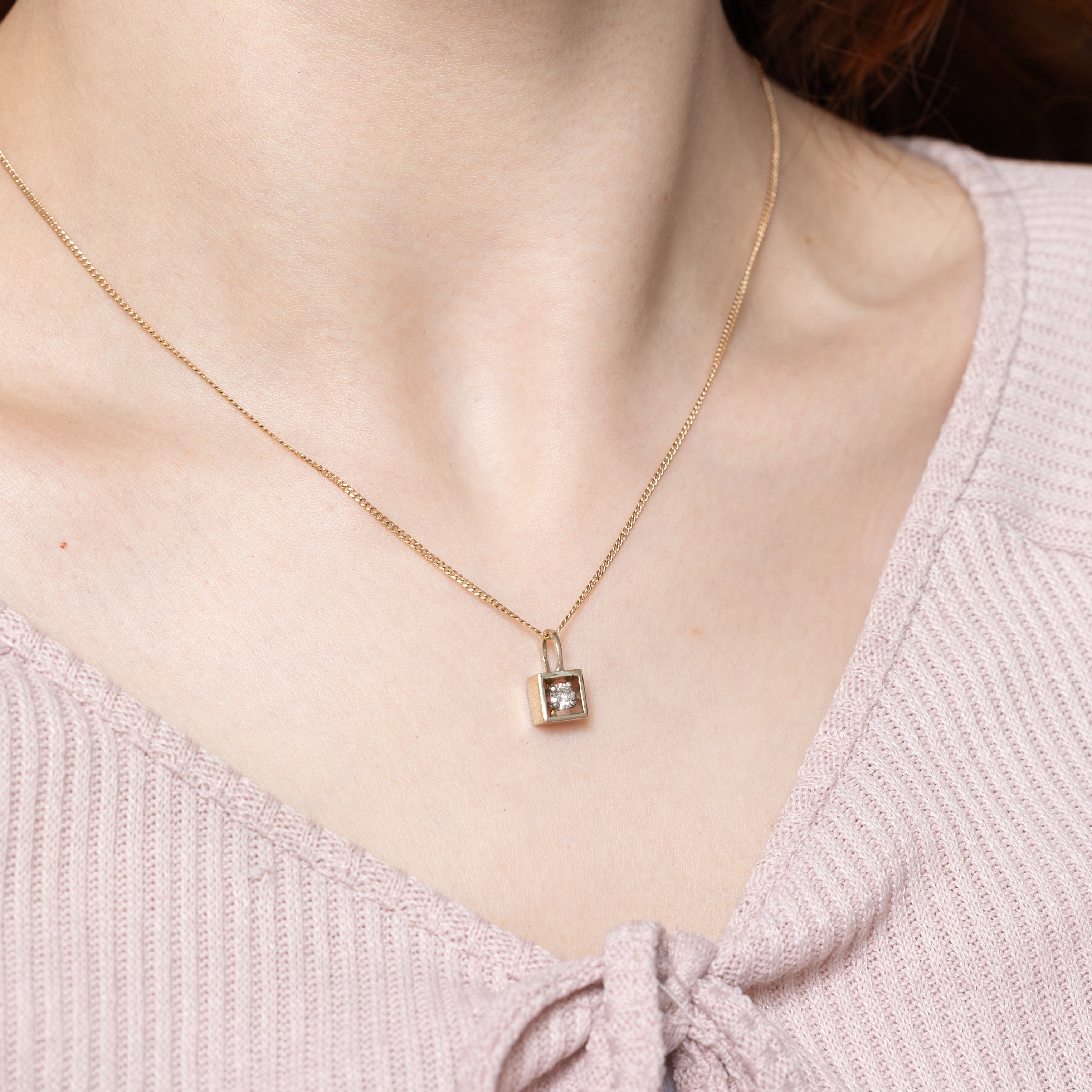 18k Solitaire Diamond Framed Pendant | 0.20ct