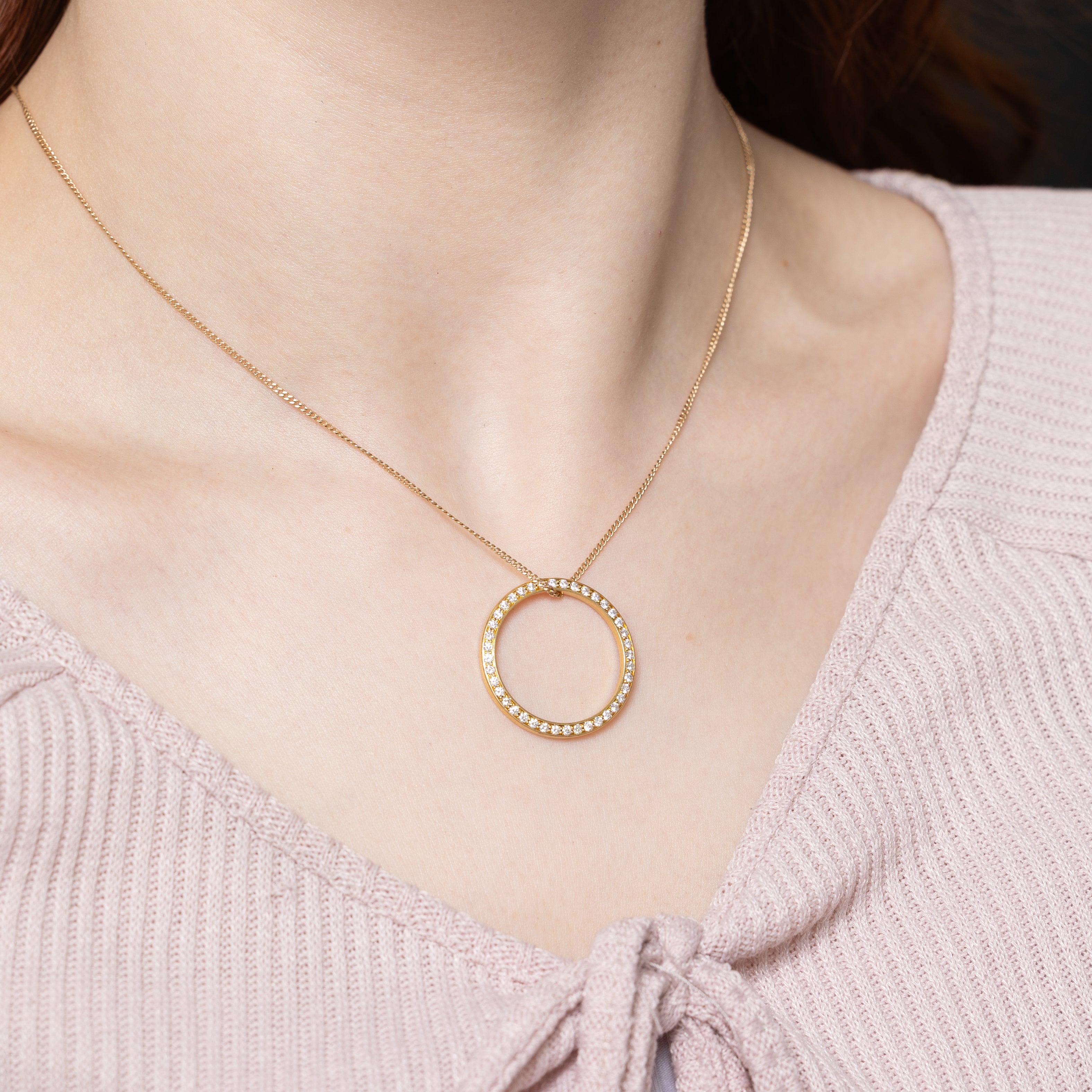 18k Eternity Diamond Circle Pendant | 0.52ctw