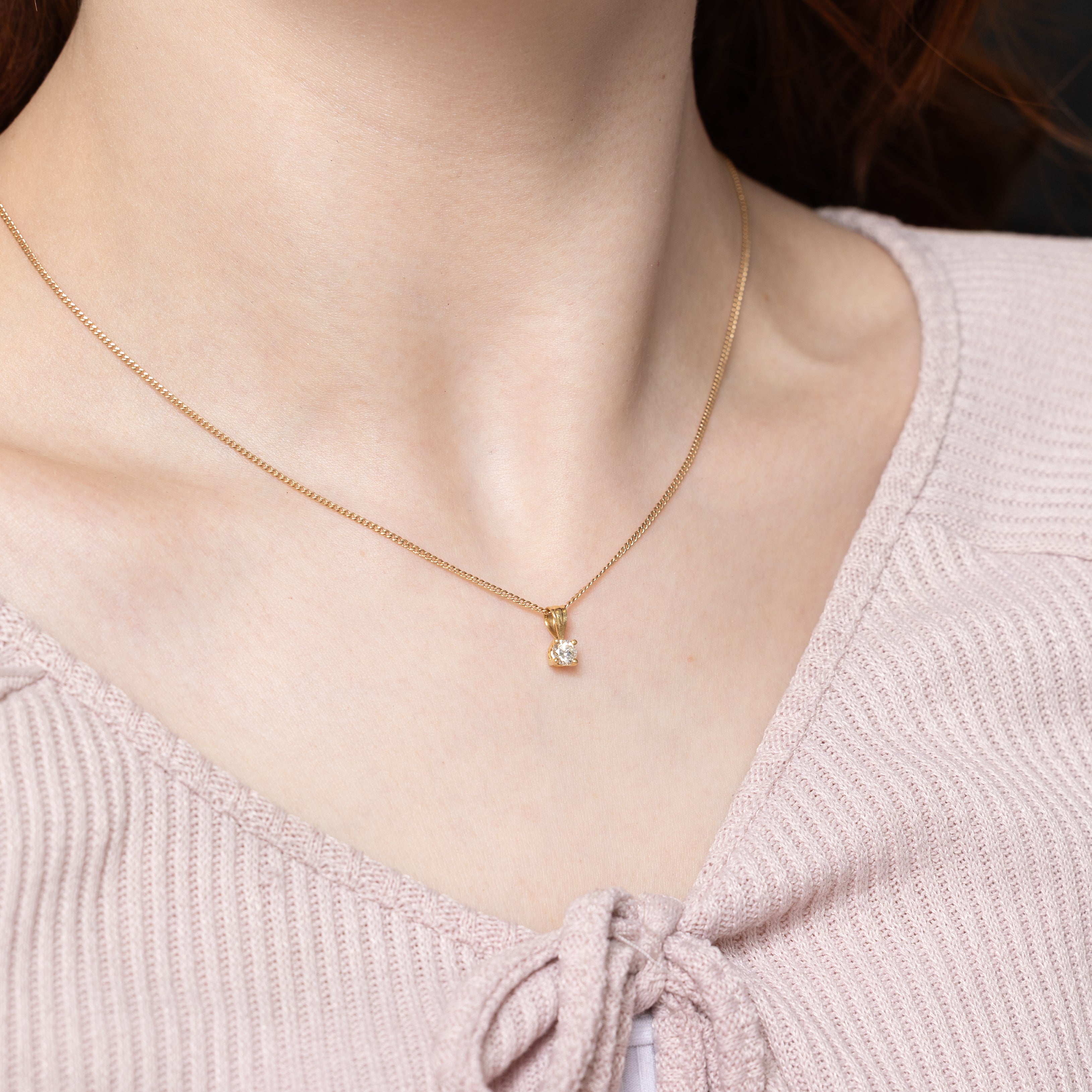 Pendentif solitaire en diamant serti panier | 0,26 ct