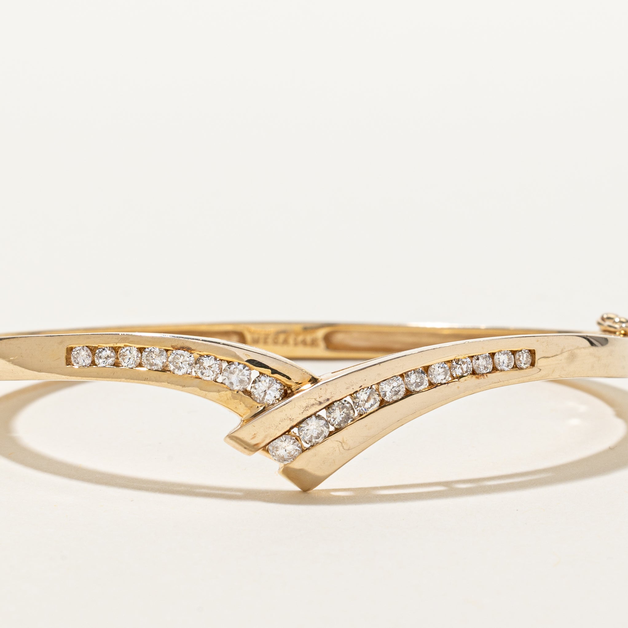 Channel Set Diamond Chevron Cuff | 0.87ctw | 6"