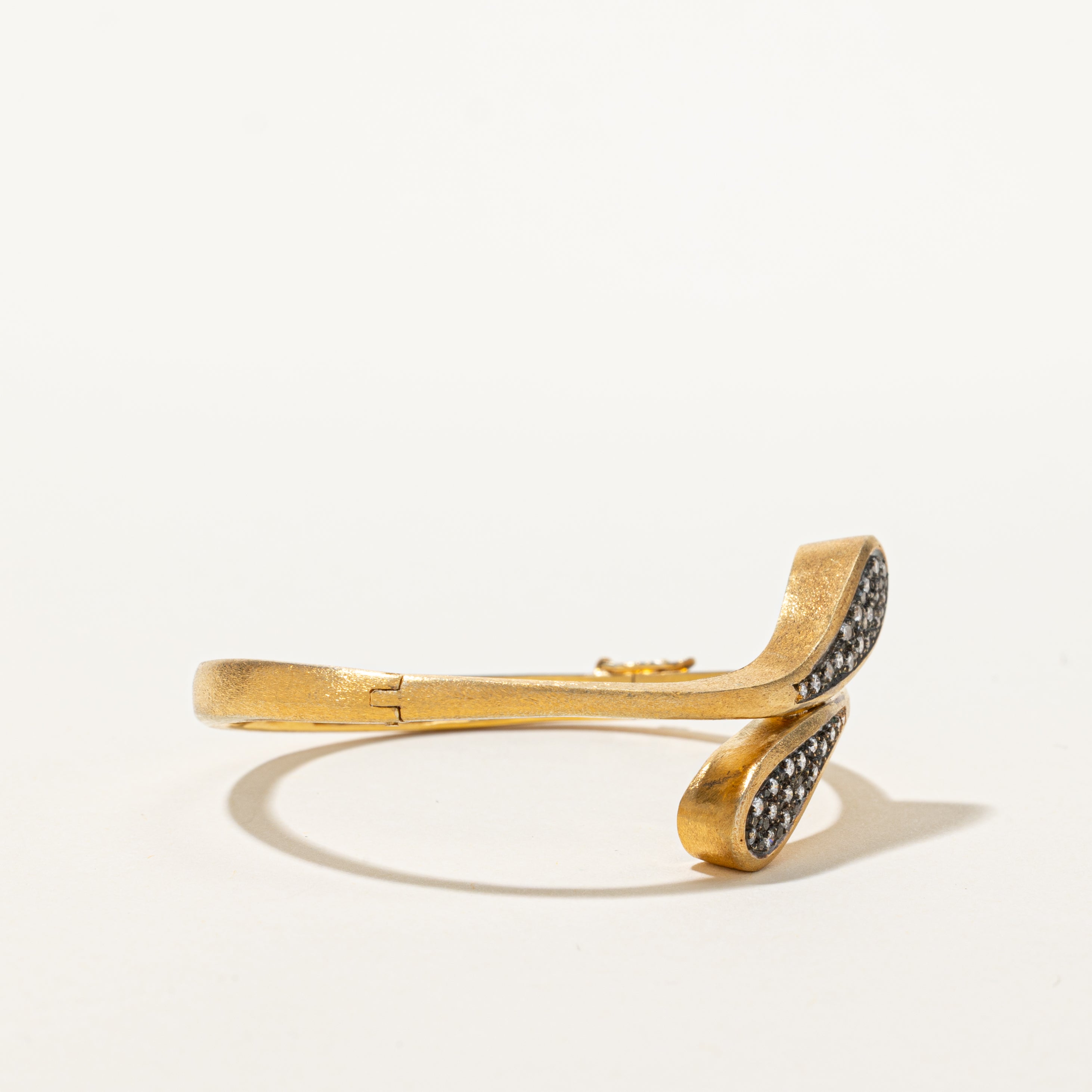 18k Pave Set Diamond Bypass Teardrop Cuff | 0.41ctw | 5"