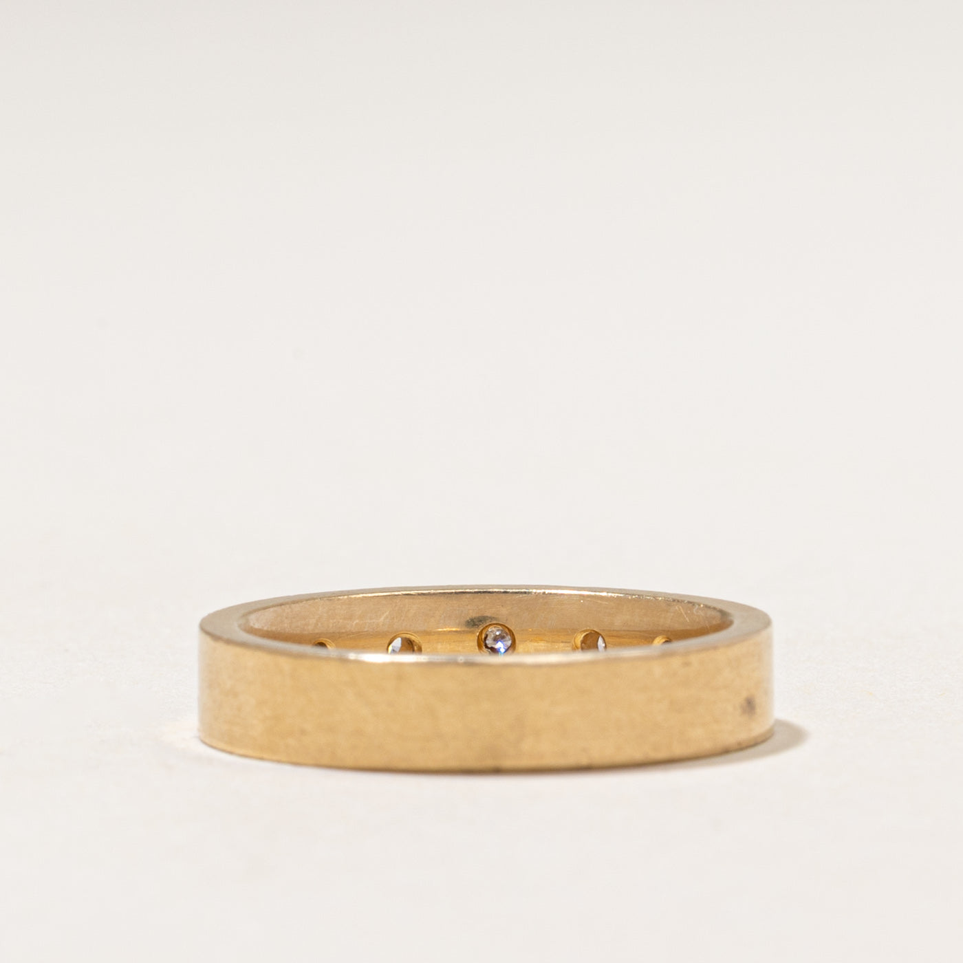 18k Flush Set Five Stone Diamond Band | 0.03ctw | 4.00mm | SZ 6
