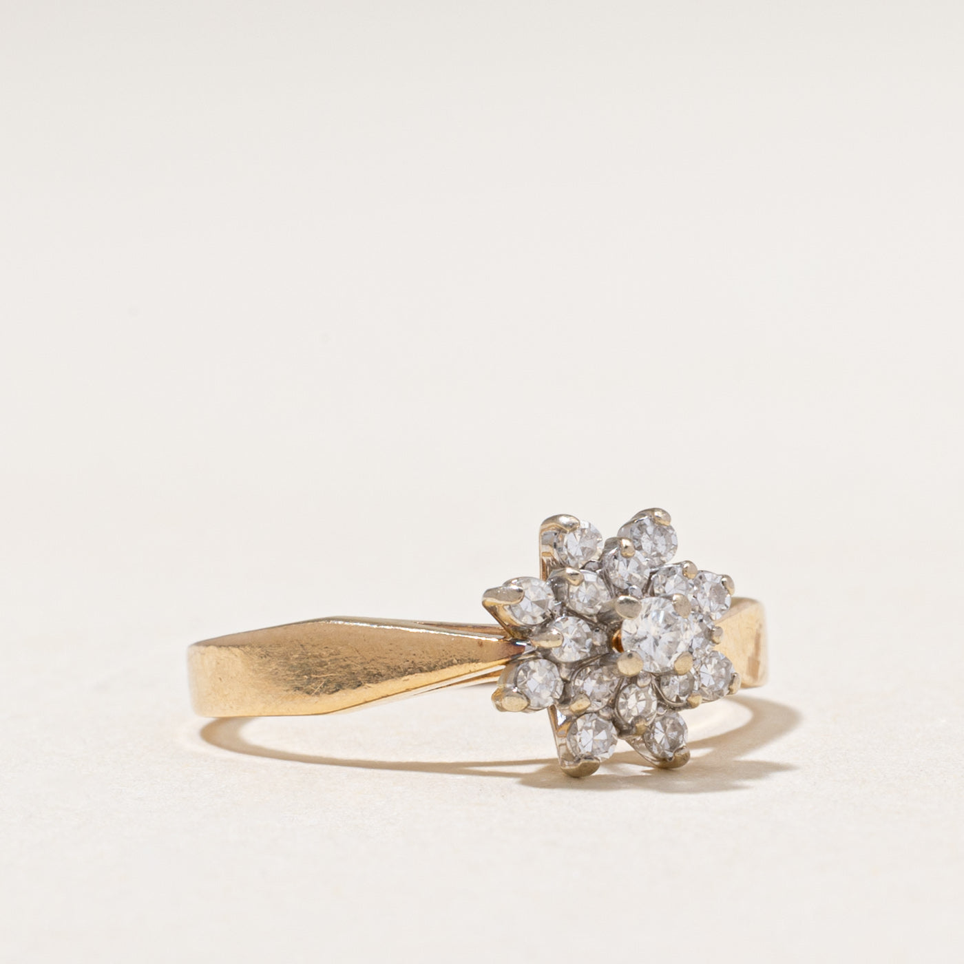 Diamond Cluster Petal Ring | 0.25ctw | SZ 5