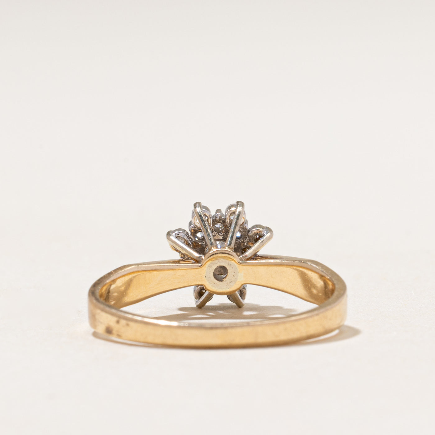 Diamond Cluster Petal Ring | 0.25ctw | SZ 5