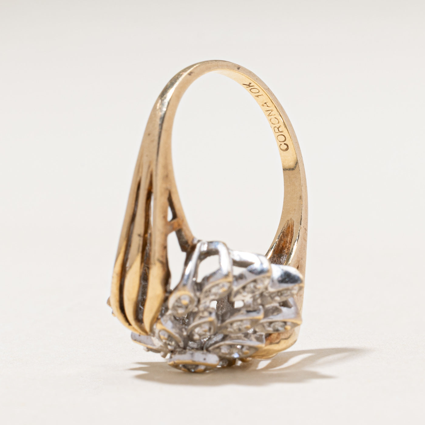 Diamond Cluster Grooved Cocktail Ring | 0.17ctw | SZ 6.5