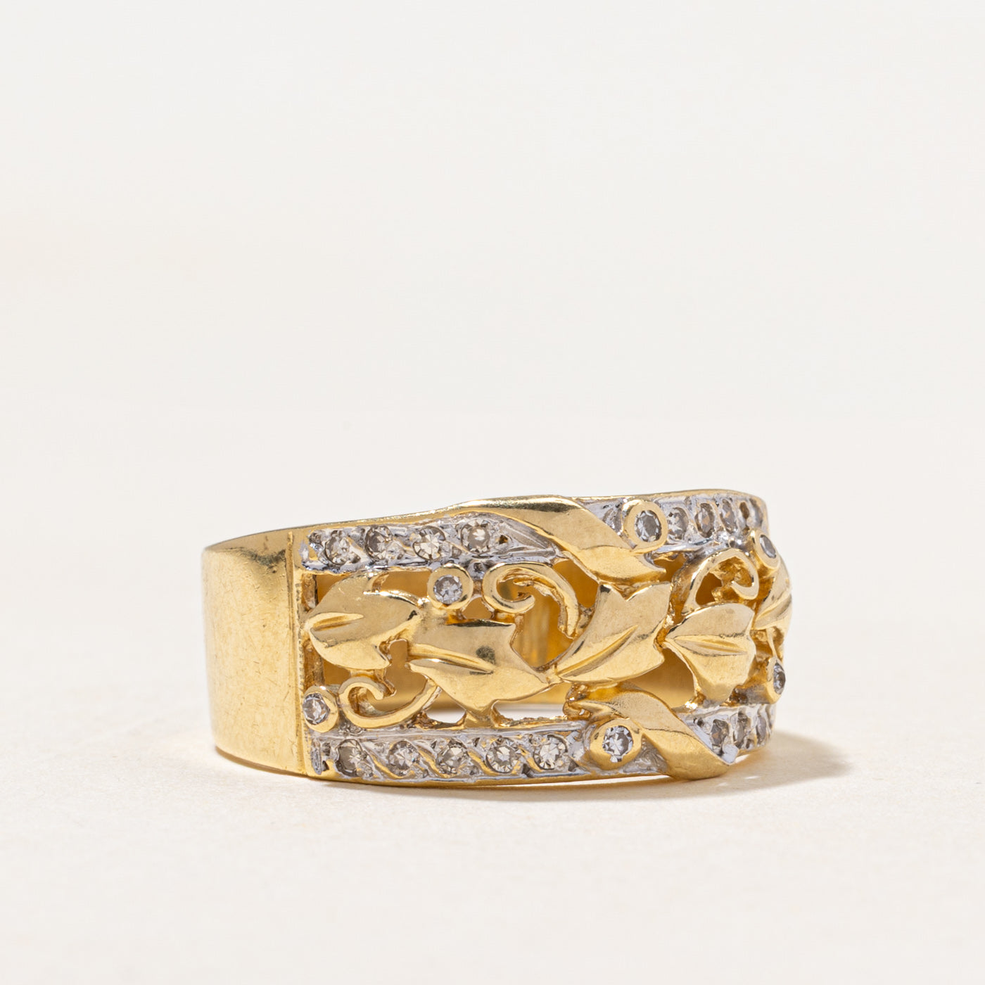 18k Diamond Engraved Vine Band | 0.24ctw | SZ 10.25
