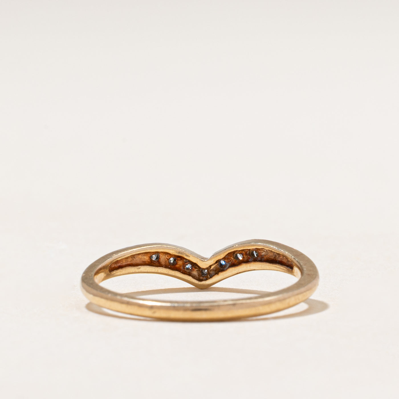 Diamond Chevron Ring | 0.06ctw | SZ 6
