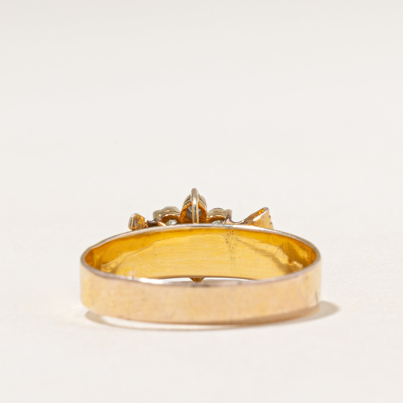 Diamond Petal Cluster Floral Ring | 0.19ctw | SZ 7.5