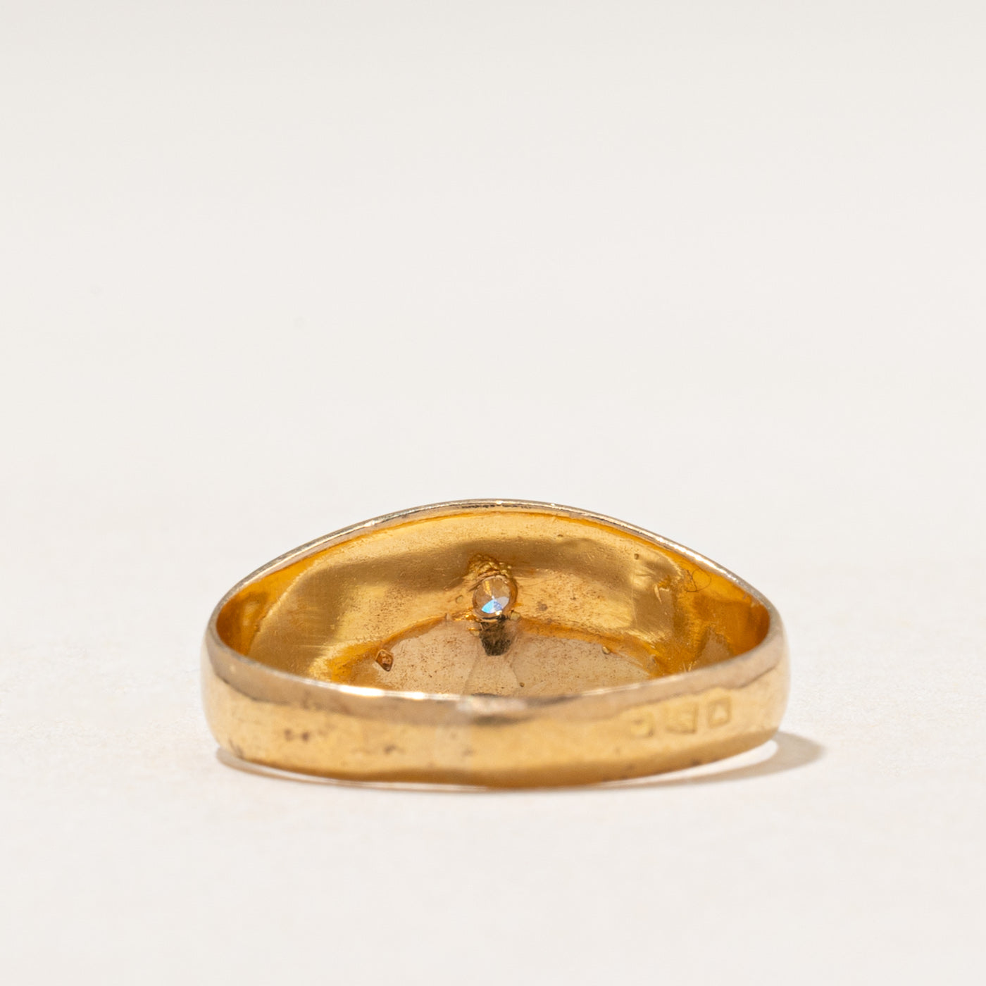 18k Flush Set Diamond Dome Ring | 0.12ct | SZ 5