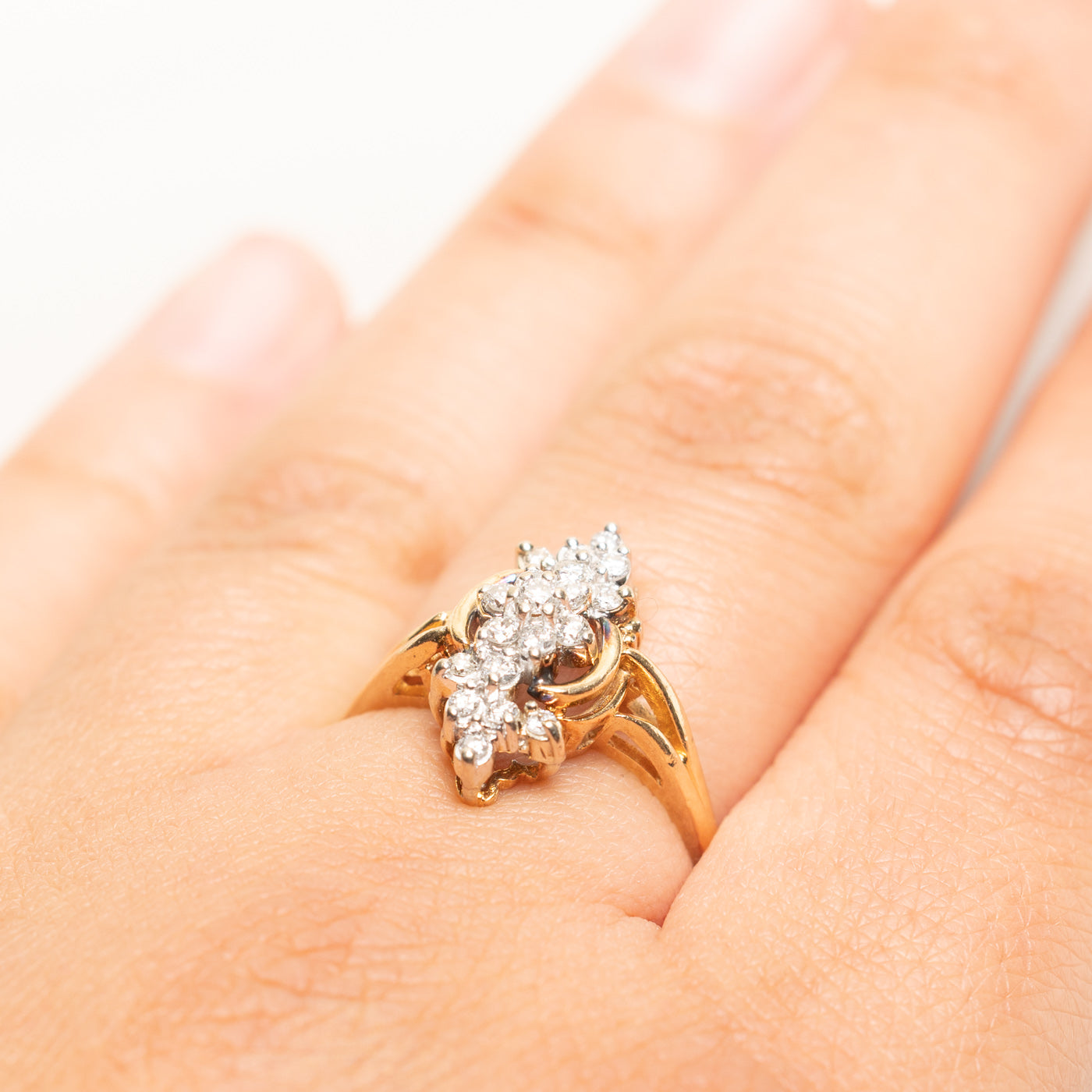 Diamond Floral Cluster Cocktail Ring | 0.30ctw | SZ 7.75