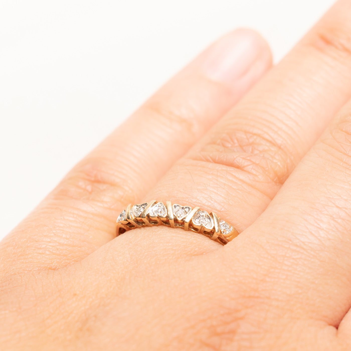 Diamond Hearts Band | 0.04ctw | SZ 6.75