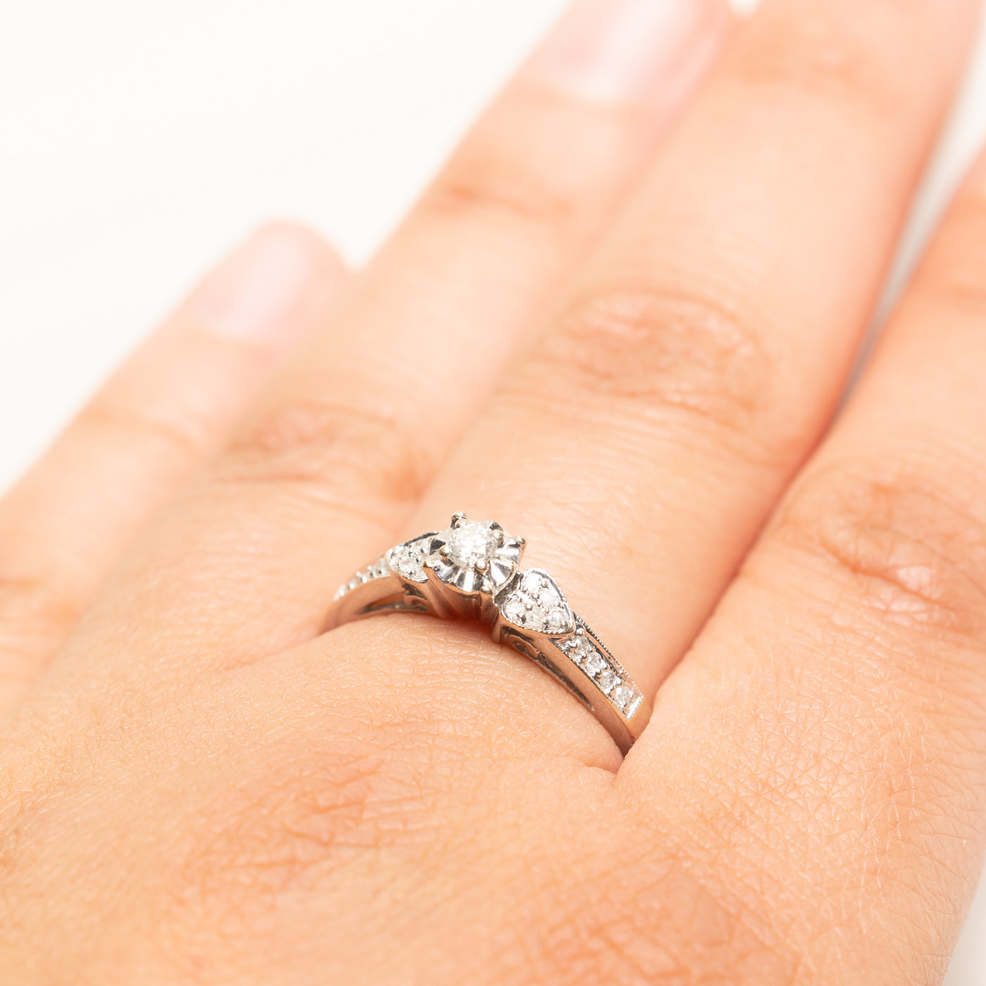 White Gold Illusion Set Diamond Ring | 0.20ctw | SZ 9