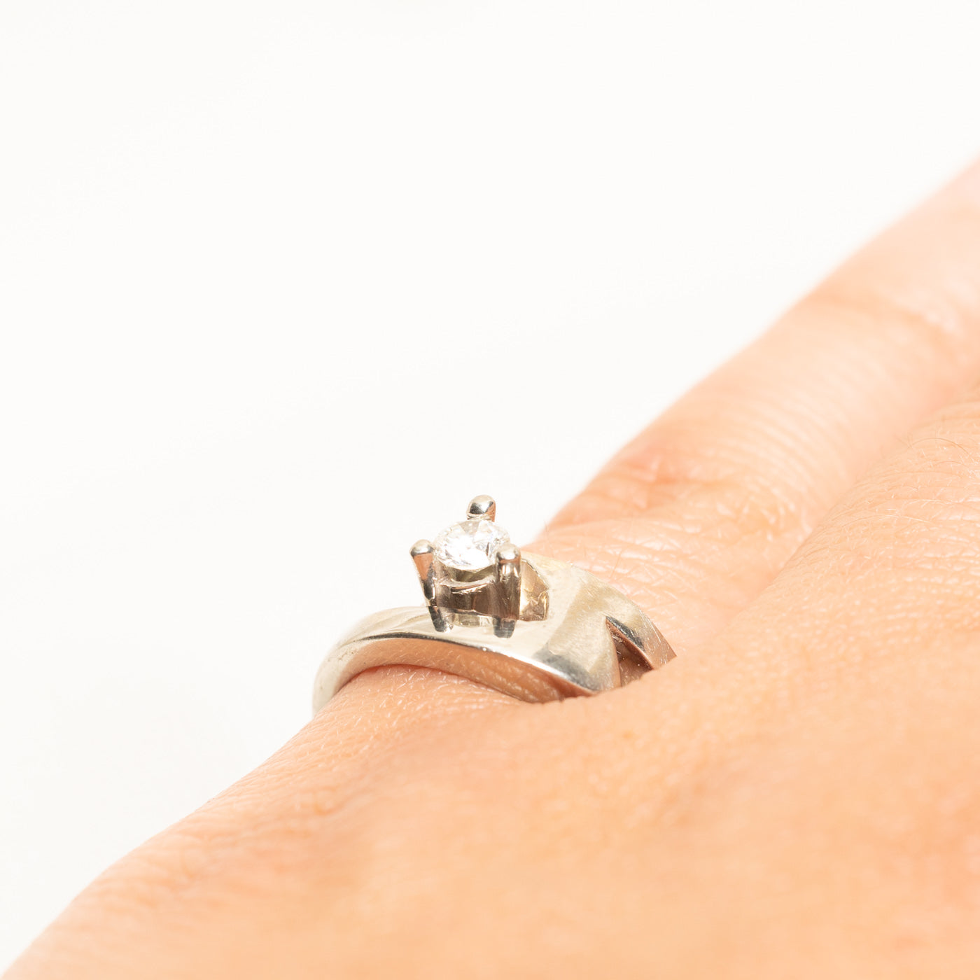 White Gold Diamond Abstract Ring | 0.18ct | SZ 6