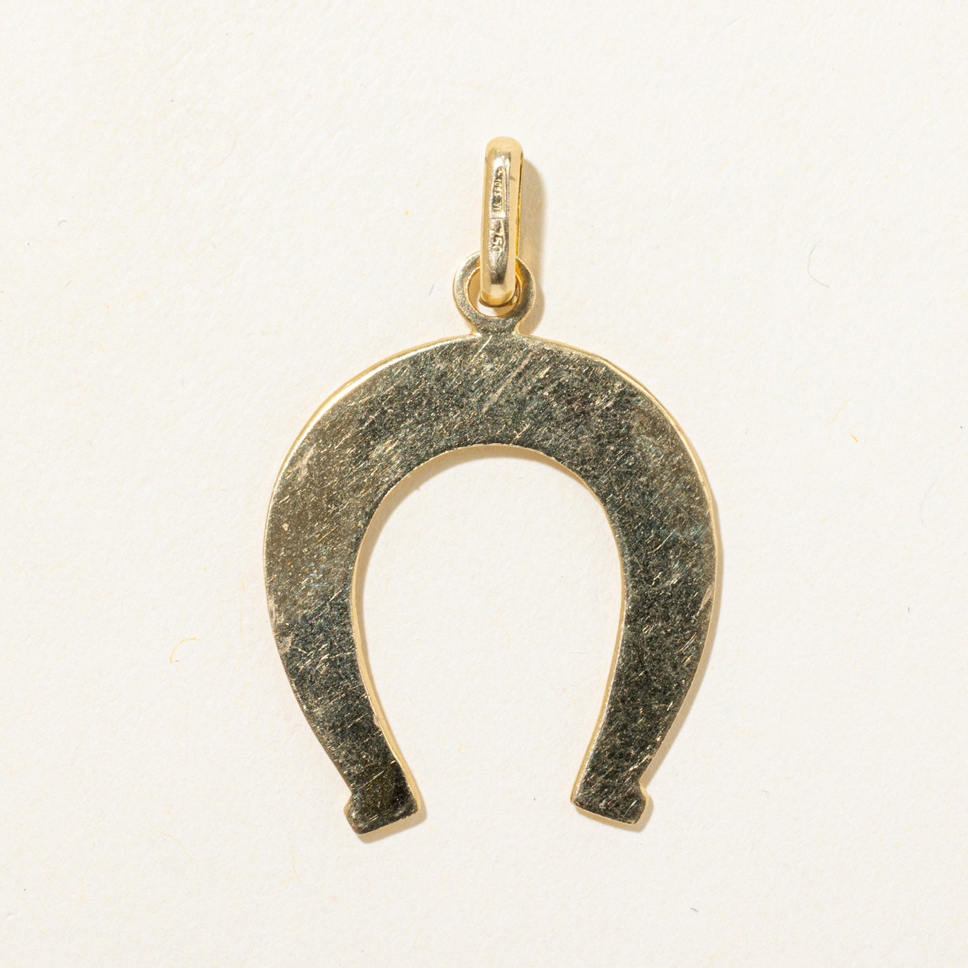 18k Yellow Gold Horseshoe Pendant