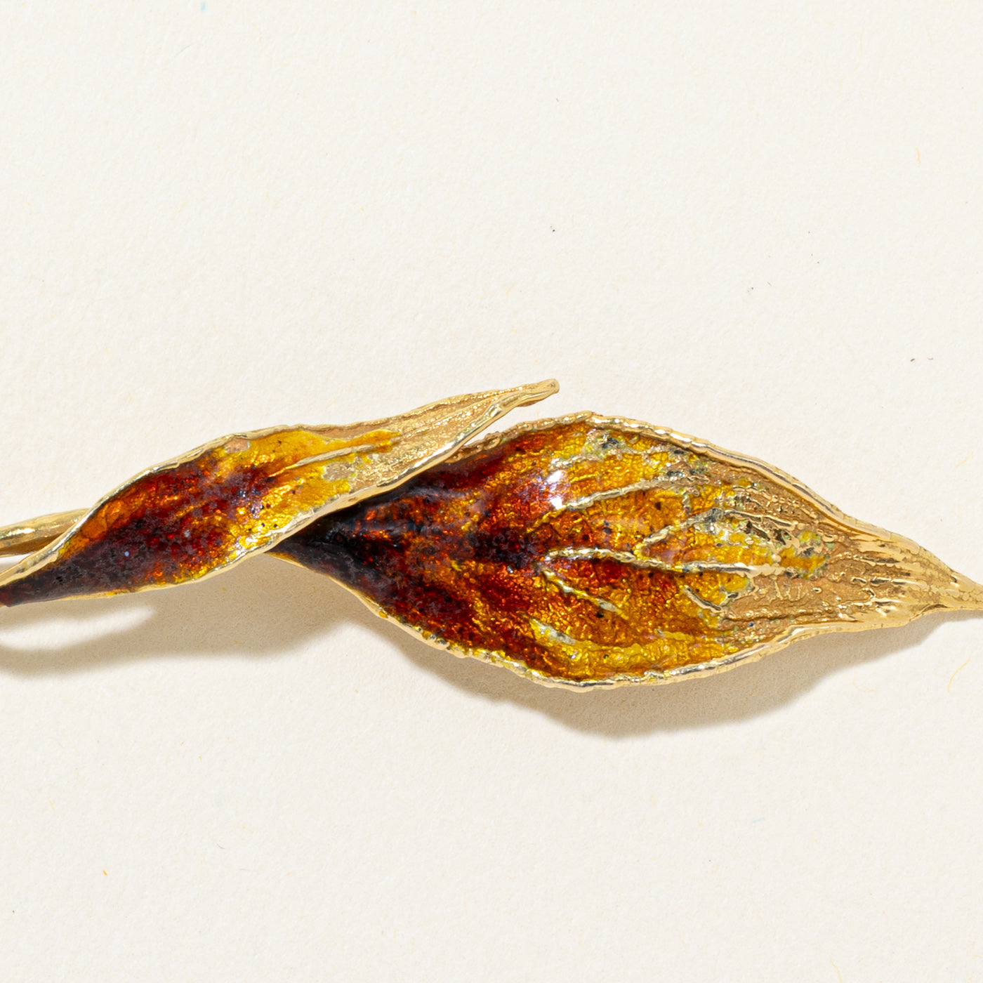 18k Yellow Gold & Enamel Leaves Brooch