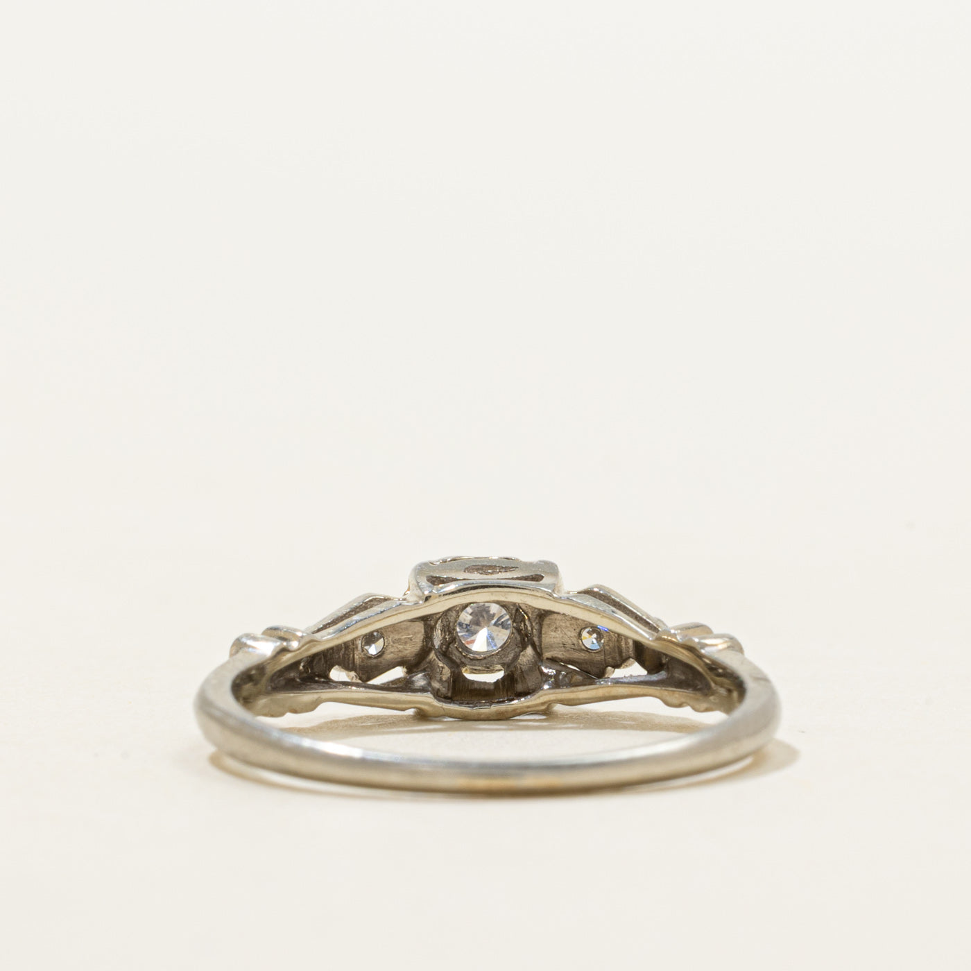 18k White Gold Diamond Ring | 0.10ctw | SZ 5.5