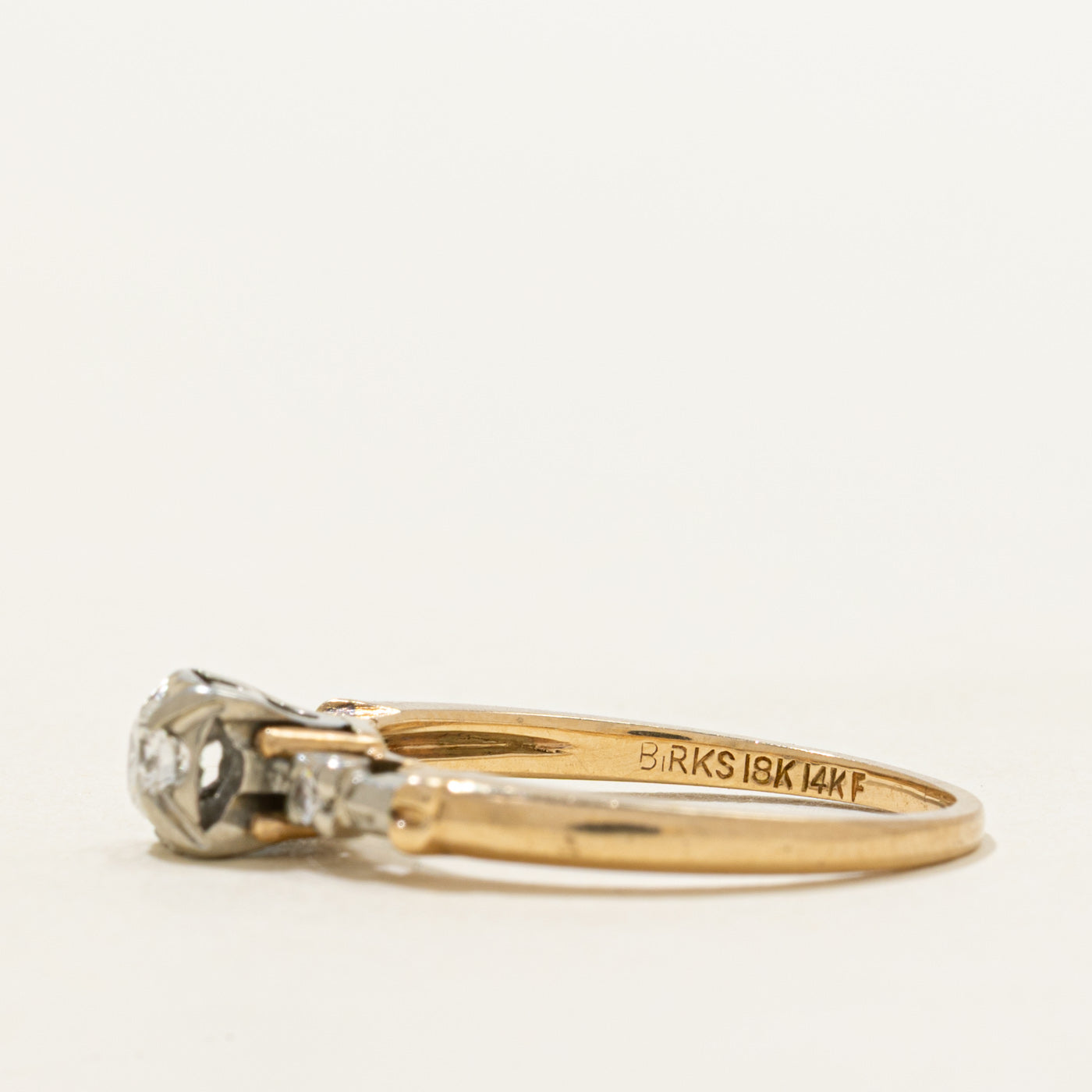Two Tone Illusion Set Diamond Ring | 0.17ctw | SZ 6.5