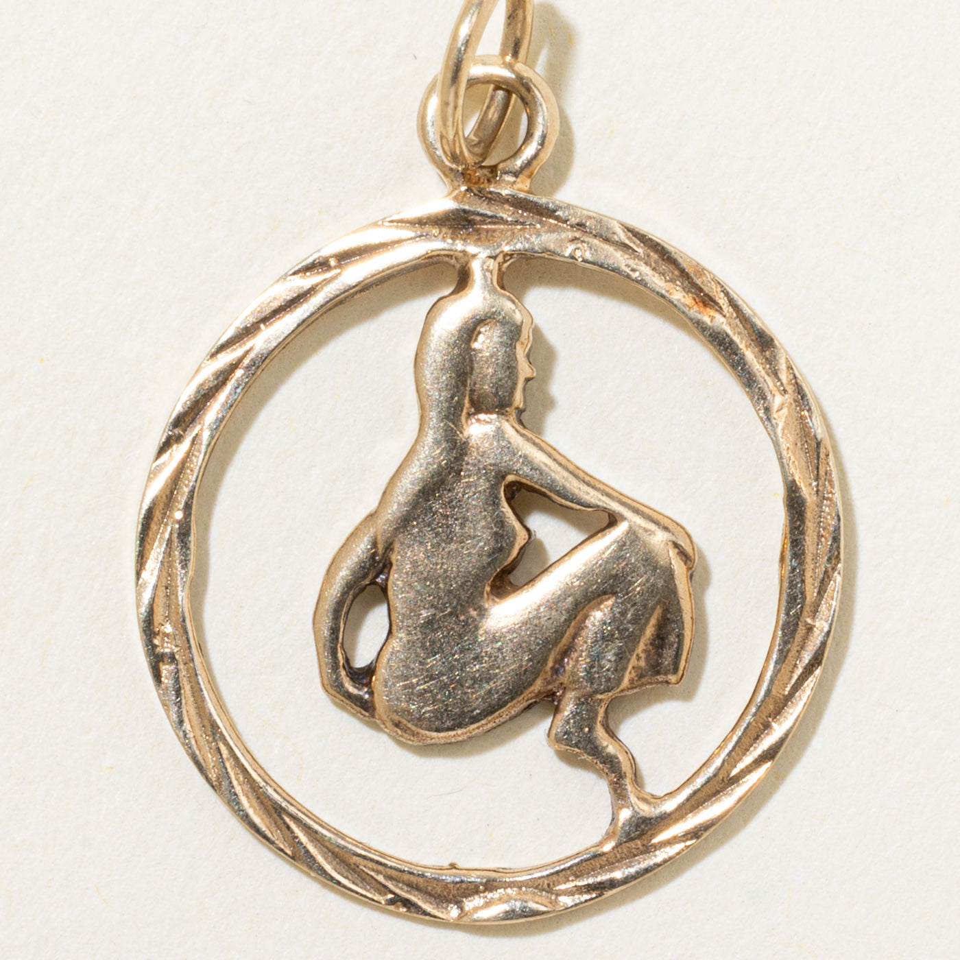10k Yellow Gold Female Circle Charm