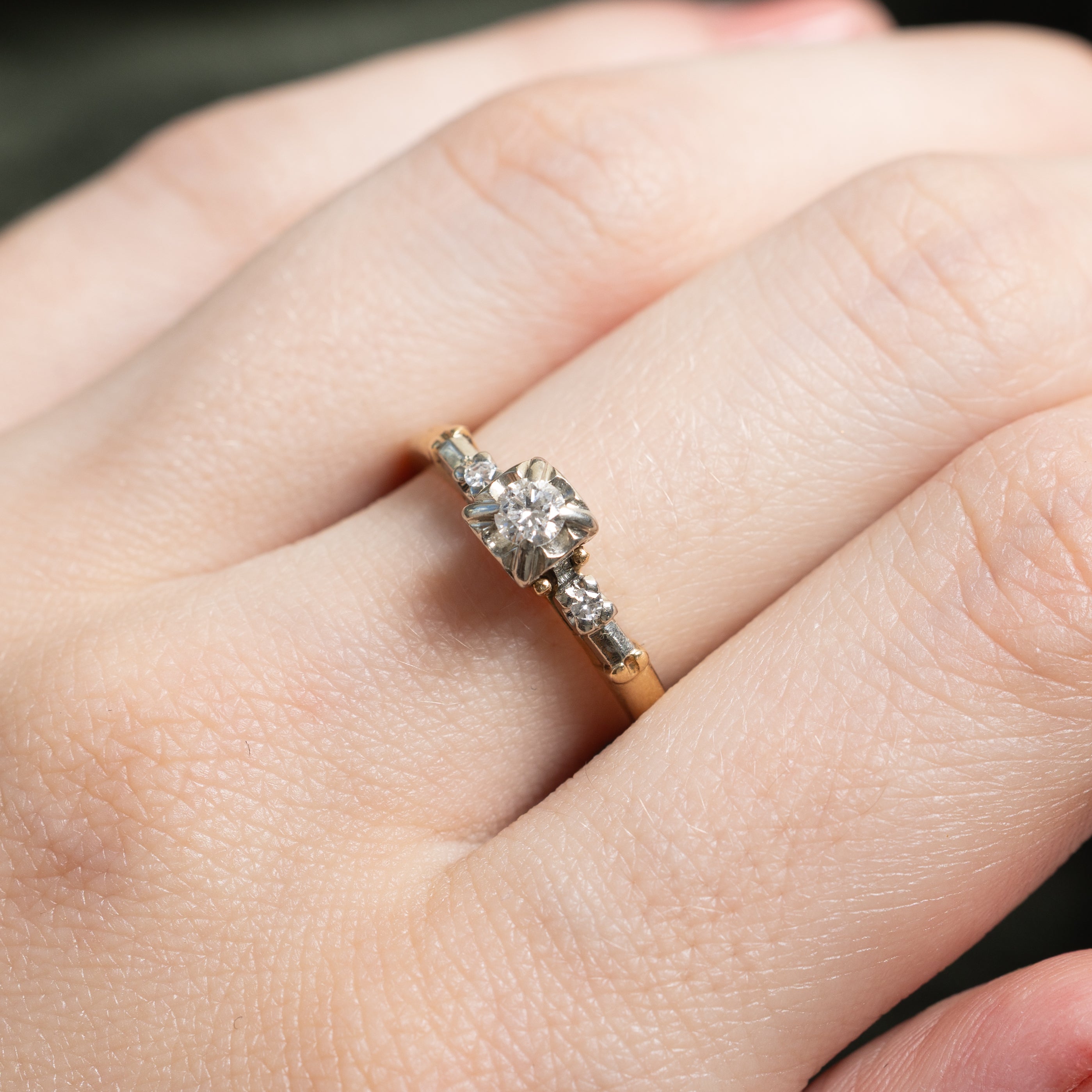 Two Tone Illusion Set Diamond Ring | 0.17ctw | SZ 6.5