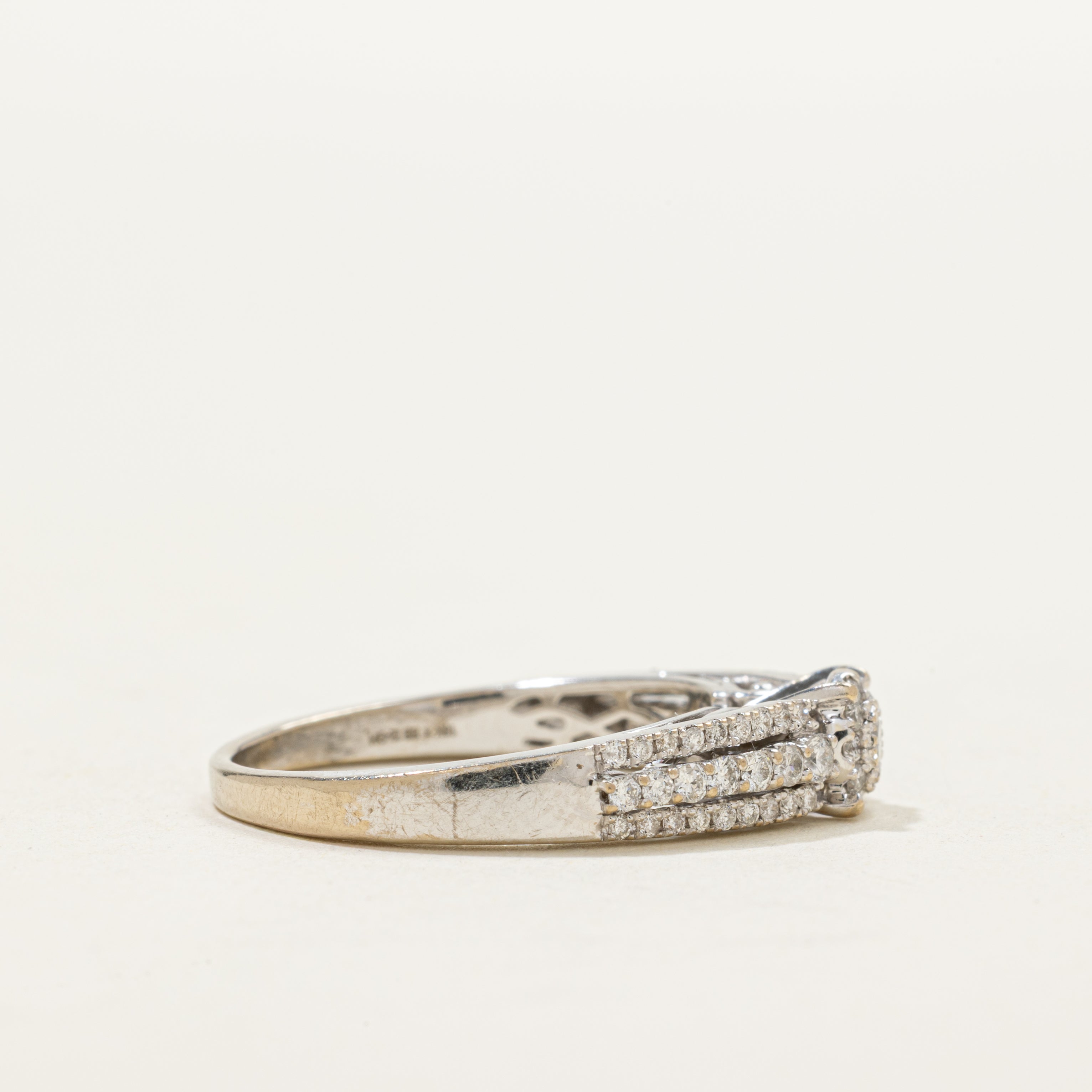 Illusion Set Diamond Cluster Ring | 0.30ctw | SZ 7.5