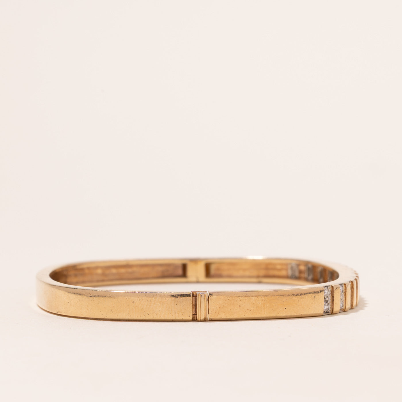 Yellow Gold Diamond Columns Bangle | 0.42ctw | 8"