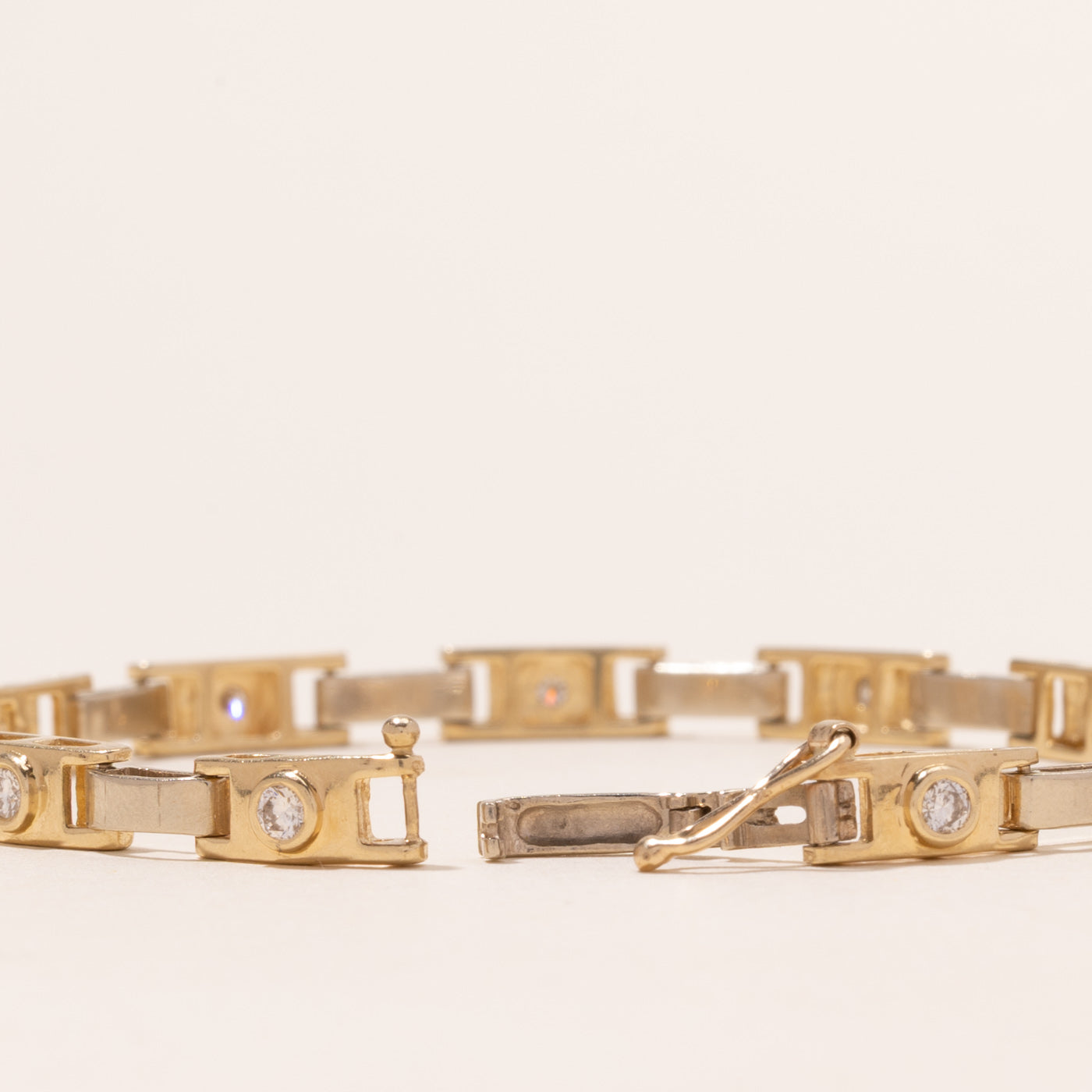 Bezel Set Diamond Link Bracelet | 0.60ctw | 7"