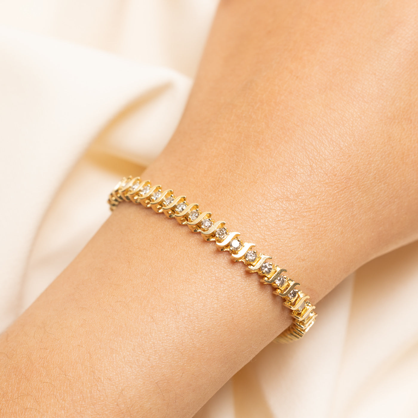 Yellow Gold Brown Diamond Wave Tennis Bracelet | 2.86ctw | SZ 6.75 | 7.25"