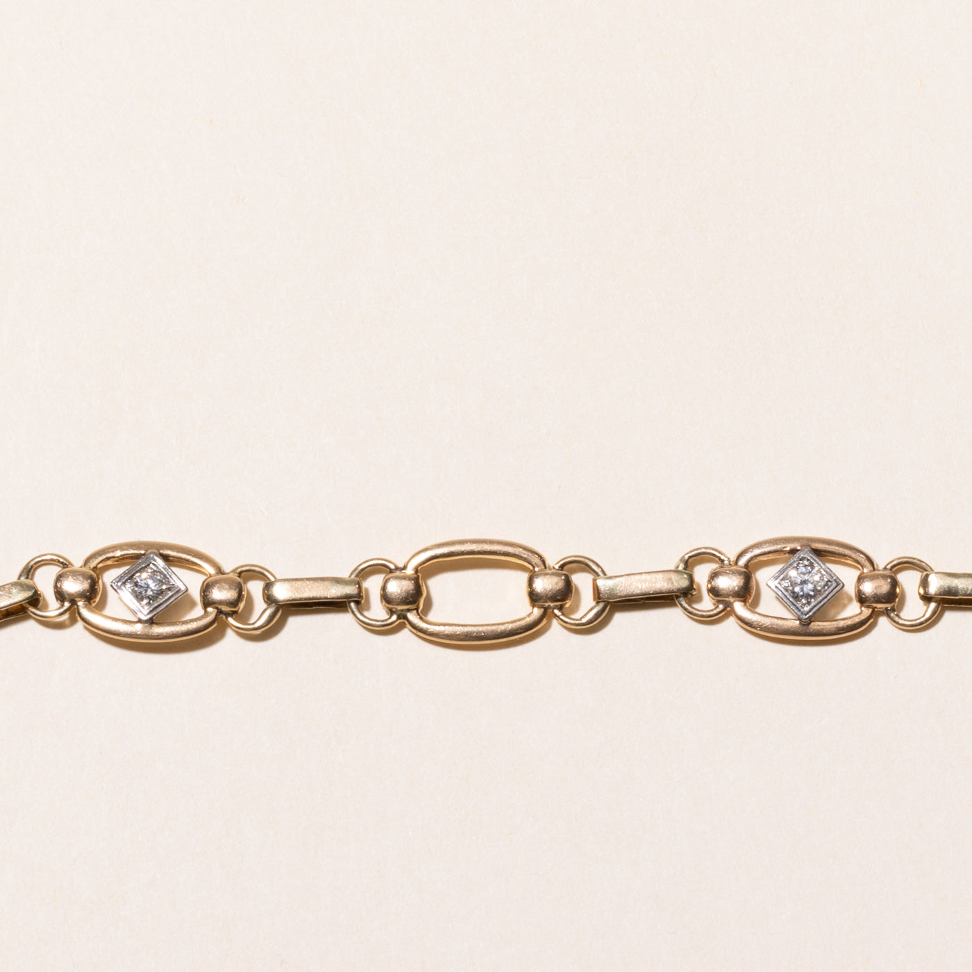 Yellow Gold Diamond Oval Link Bracelet | 0.22ctw | 7.25"