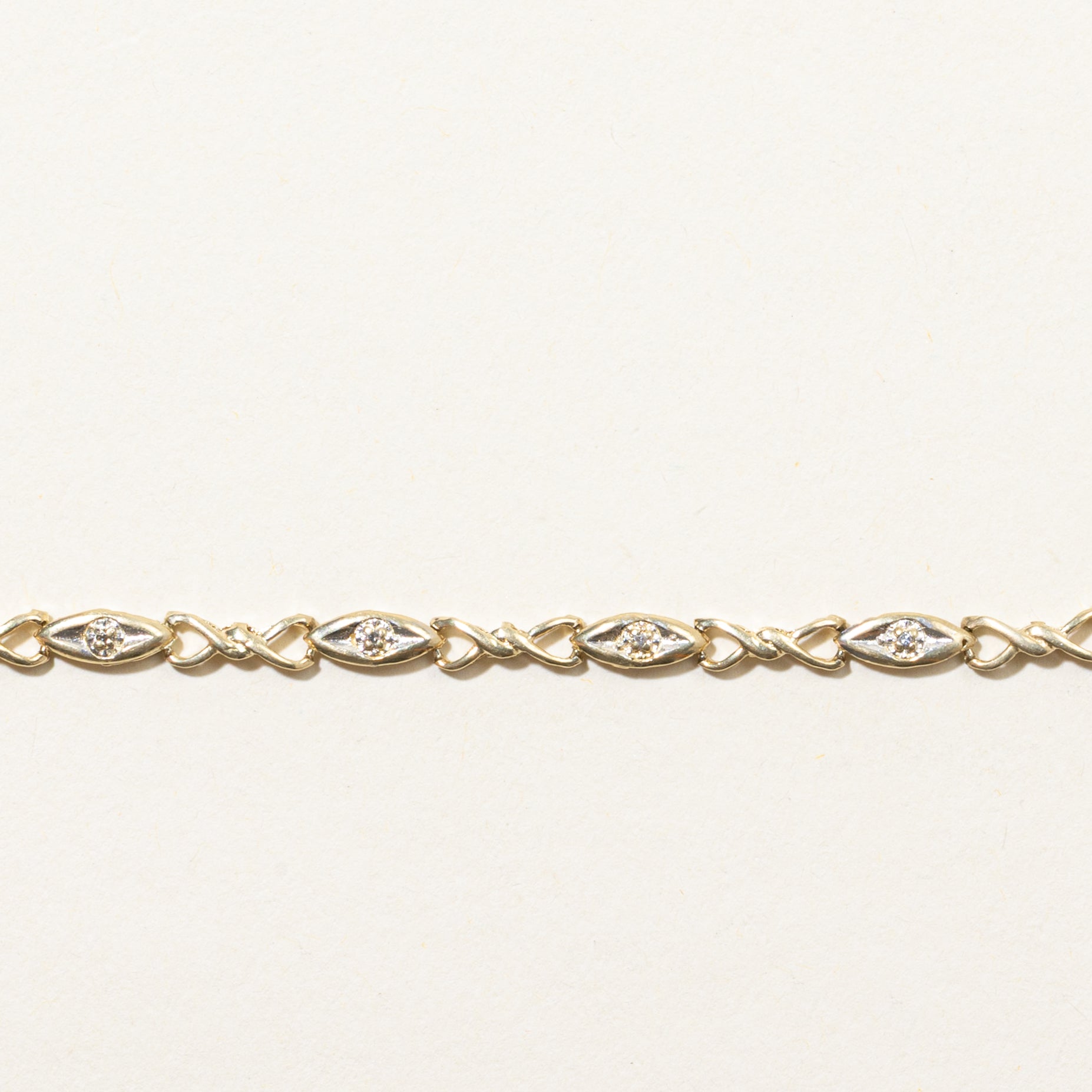 Yellow Gold Diamond Twisted Link Bracelet | 0.05ctw | 7.5"