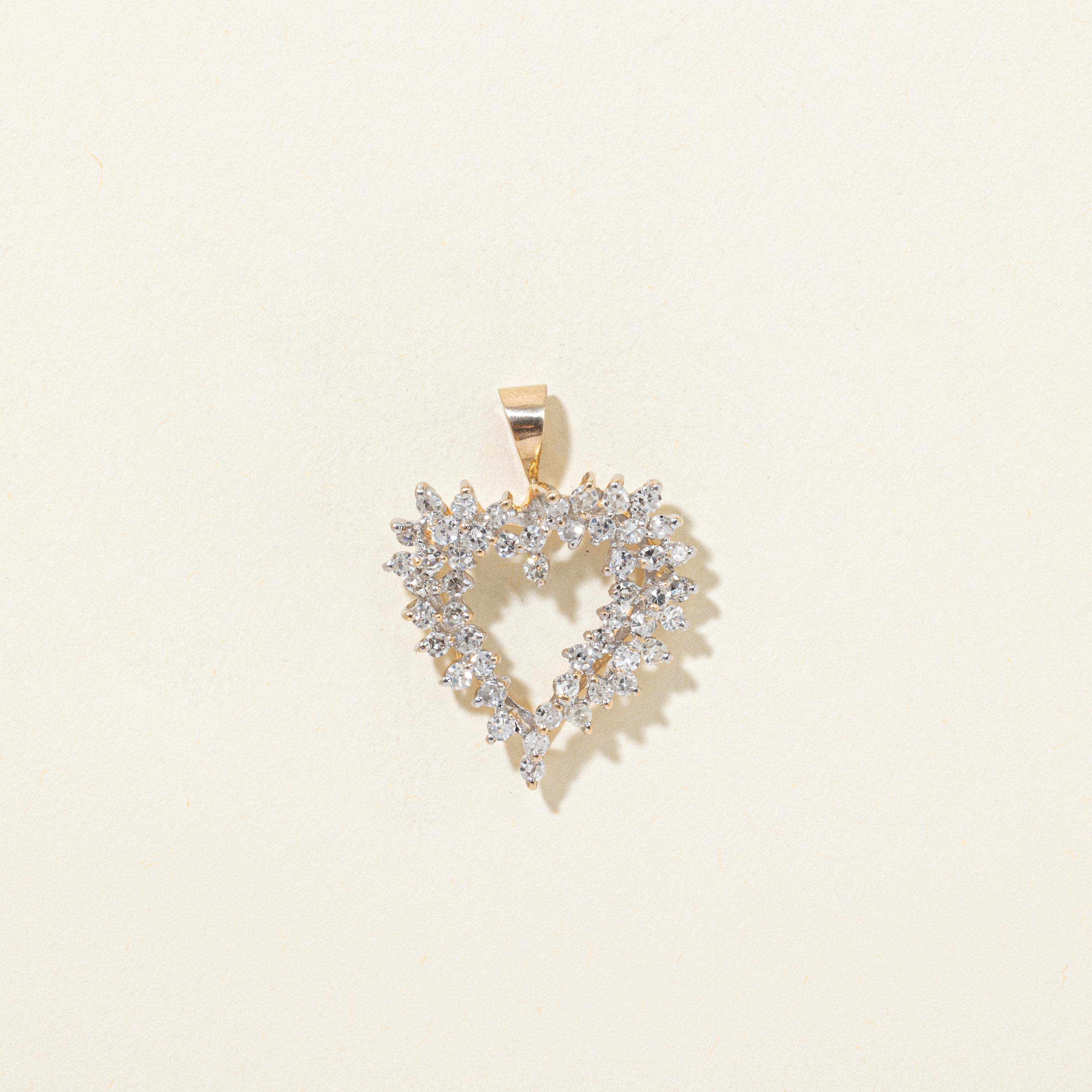 Diamond Cluster Open Heart Pendant | 1.00ctw