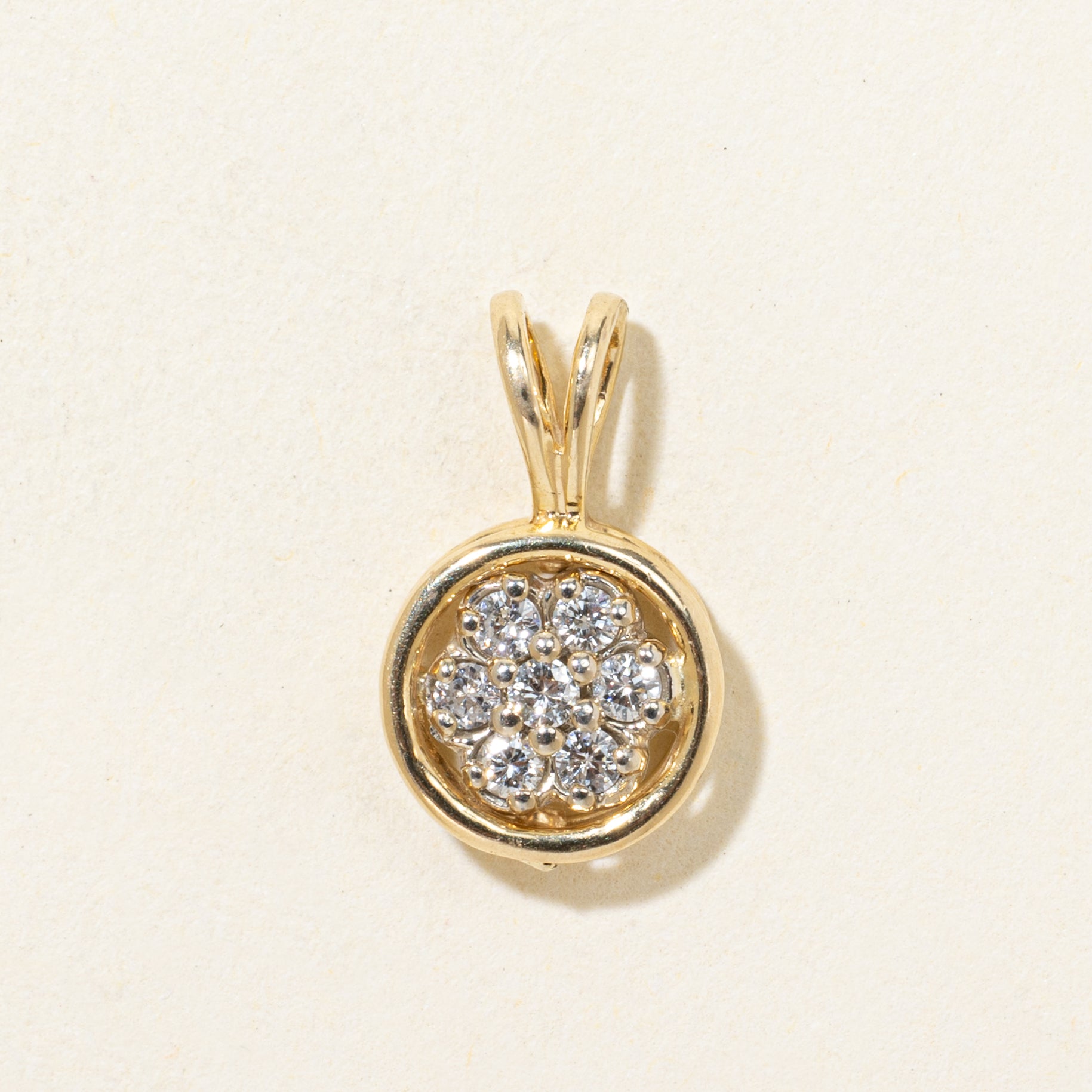 Diamond Round Cluster Pendant | 0.15ctw