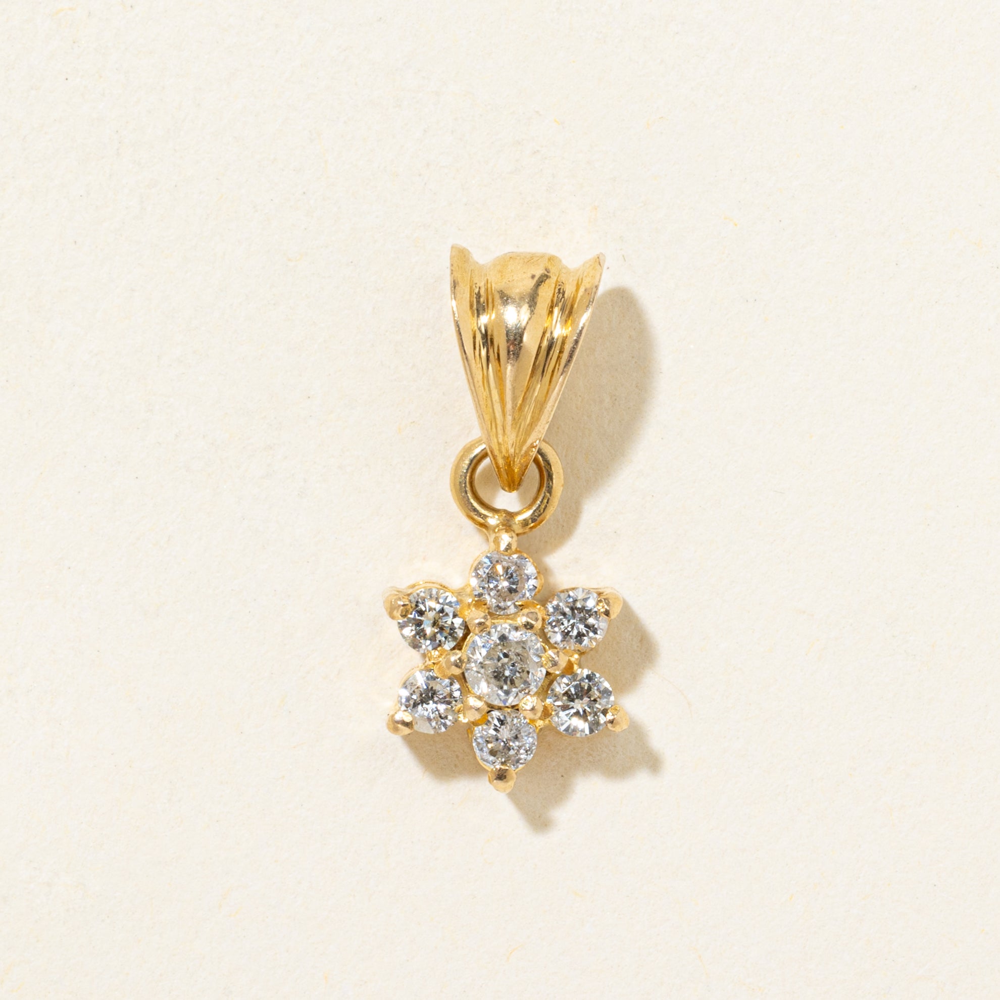 18k Diamond Petal Cluster Pendant | 0.30ctw
