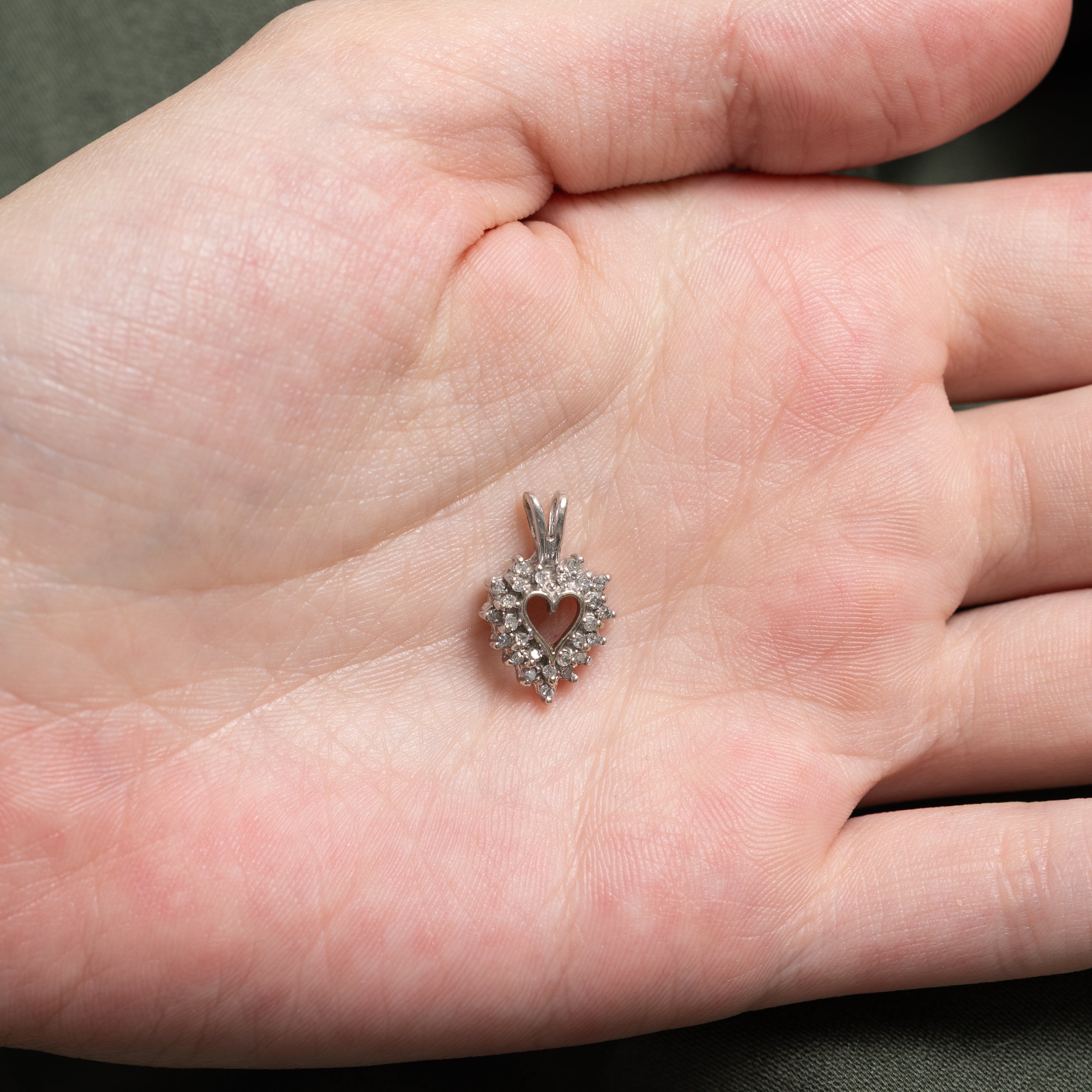 Diamond Cluster Heart Pendant | 0.15ctw