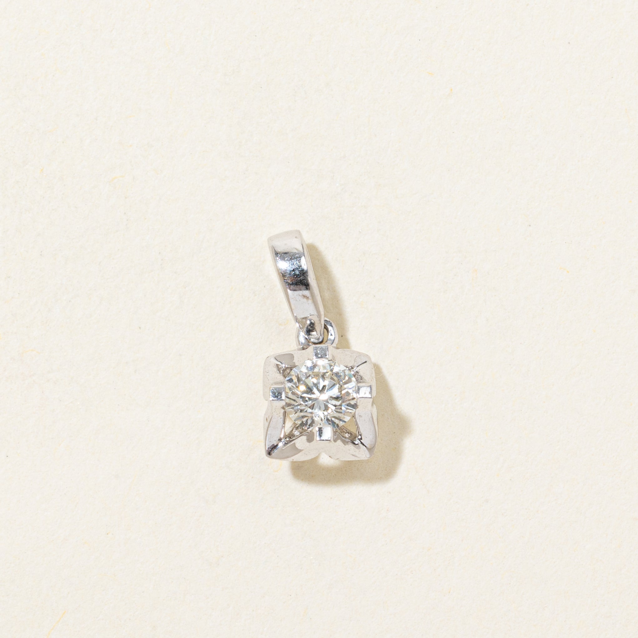 18k Solitaire Diamond Pendant | 0.22ct