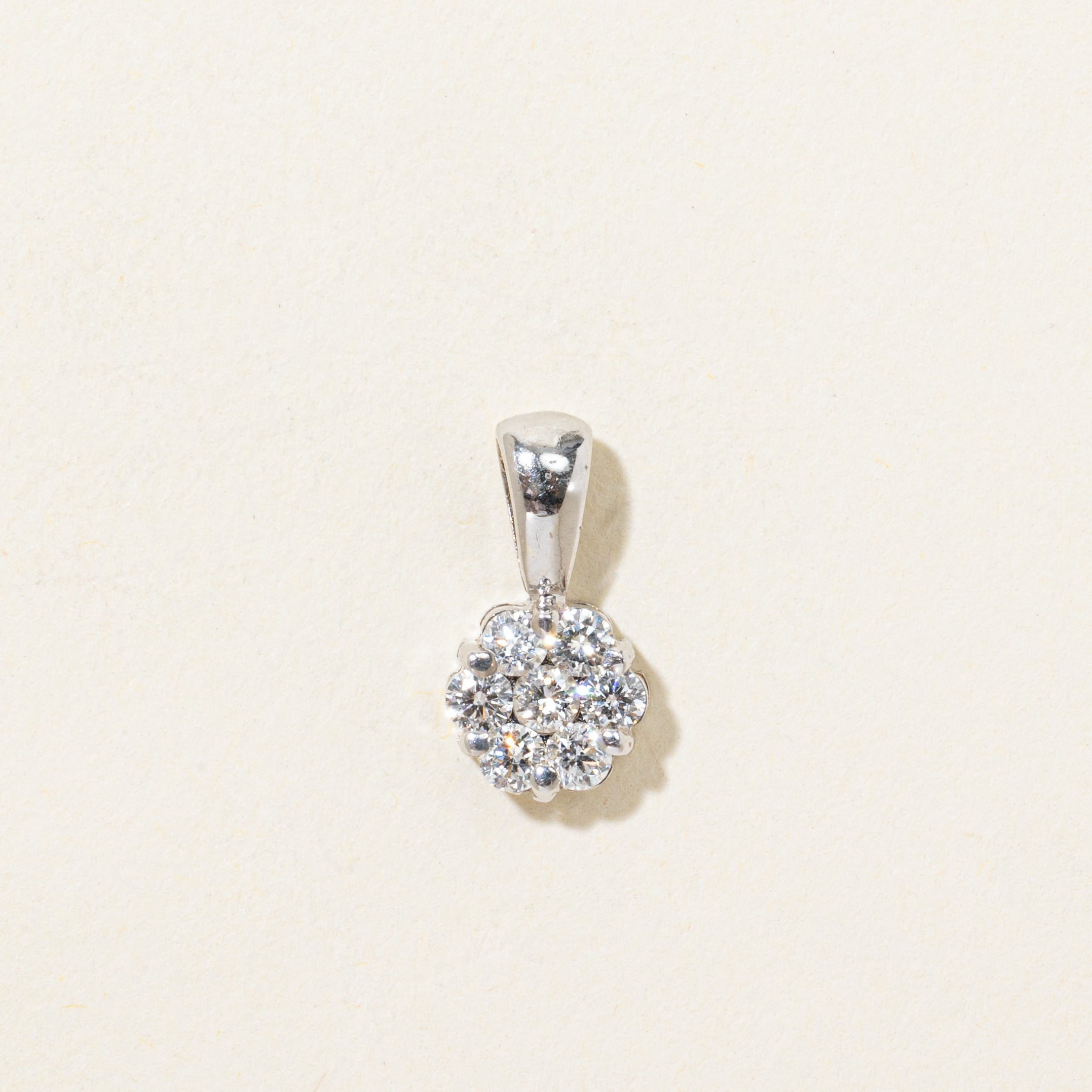 18k Diamond Daisy Cluster Pendant | 0.32ctw
