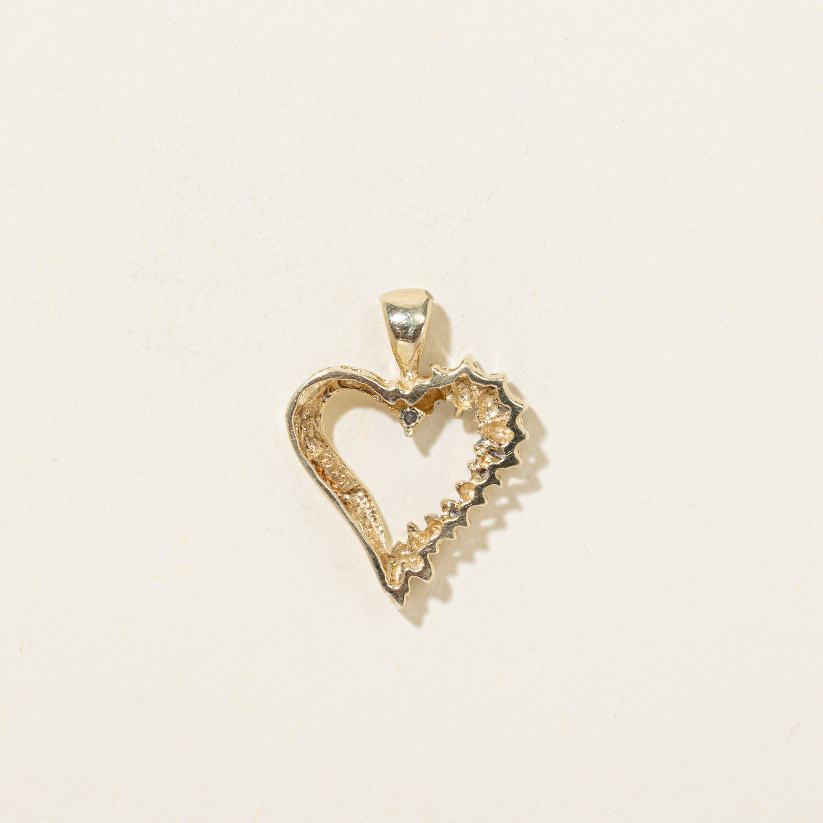 Diamond Open Heart Pendant | 0.06ctw
