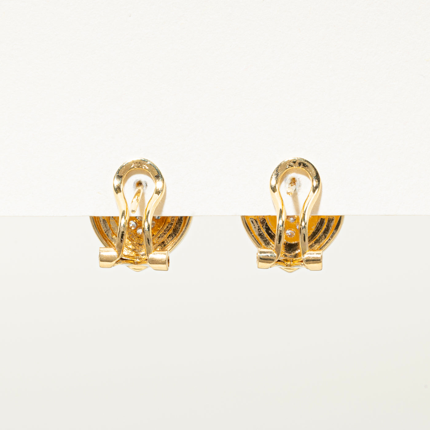 18k Diamond Heart Cluster Grooved Earrings | 0.24ctw