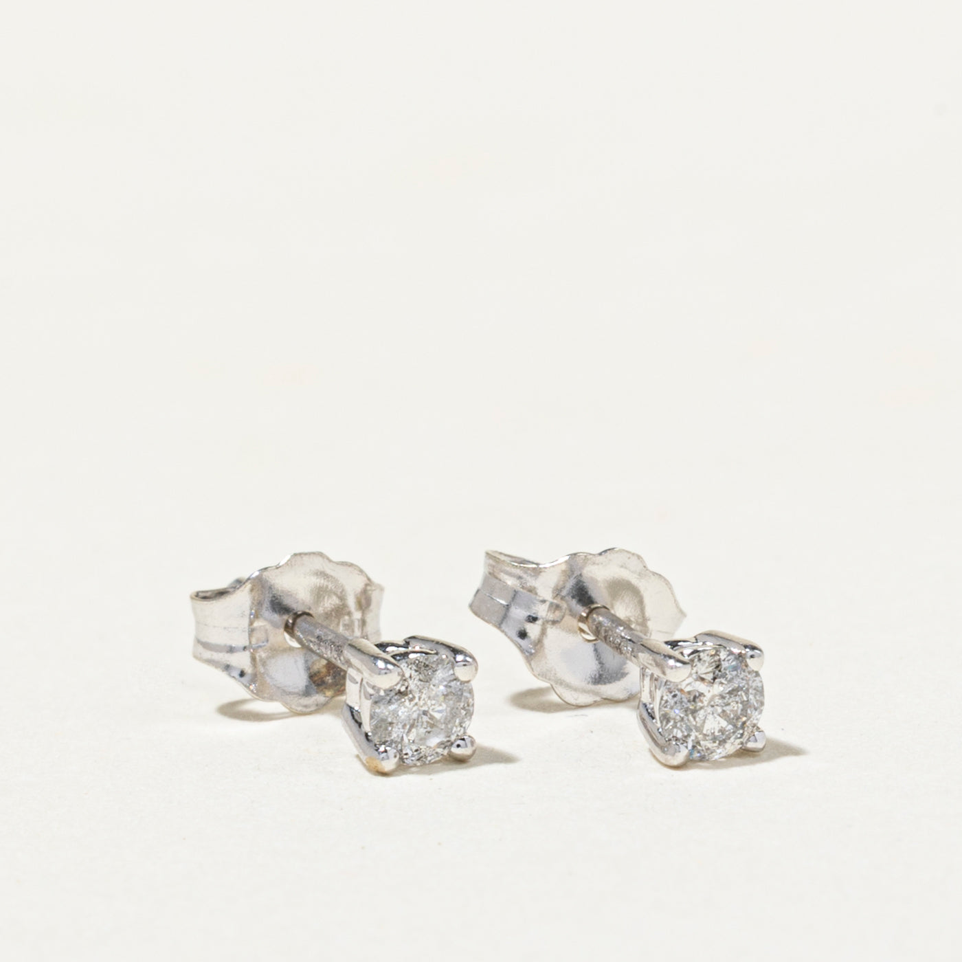 Boucles d'oreilles solitaire en diamant | 0,23 ct