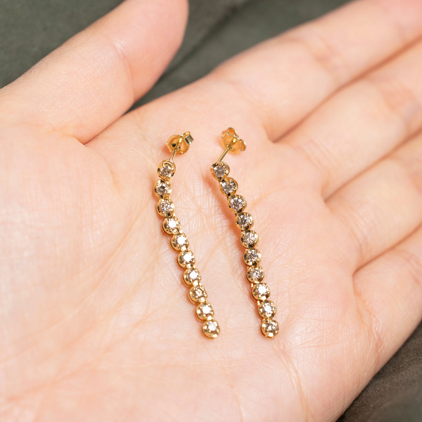 18k Yellow Gold Diamond Column Drop Earrings | 0.84ctw